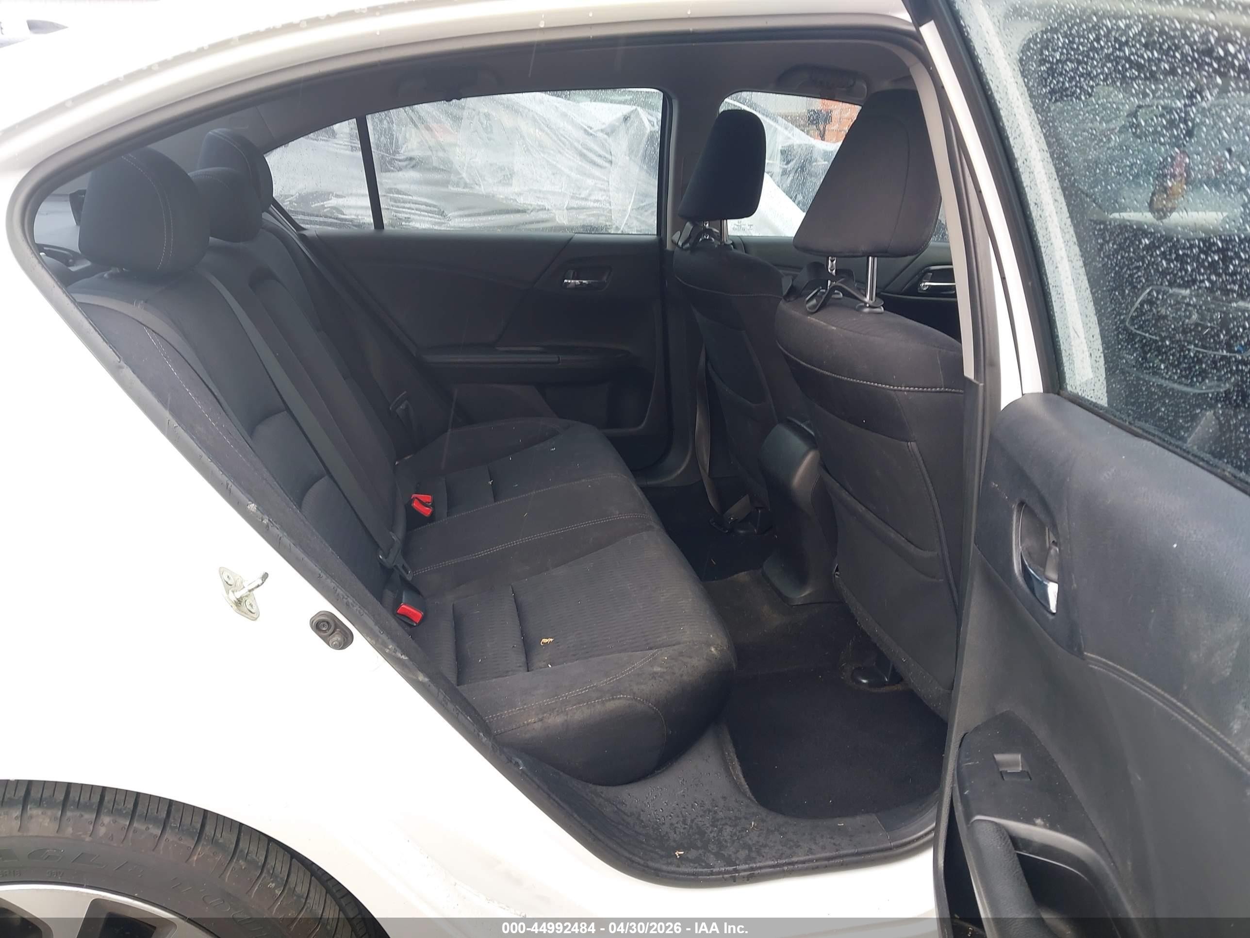 2015 Honda Accord Sport White vin: 1HGCR2F52FA058228