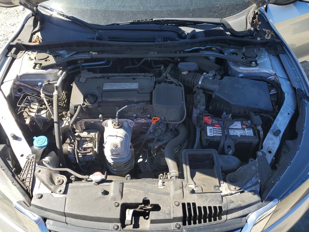 2015 Honda Accord Sport Silver vin: 1HGCR2F52FA089303