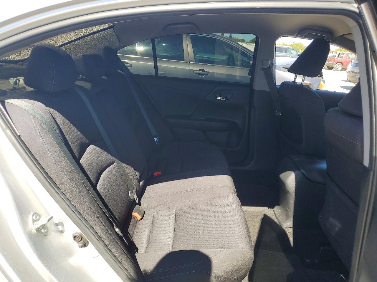 2015 Honda Accord Sport Silver vin: 1HGCR2F52FA089303