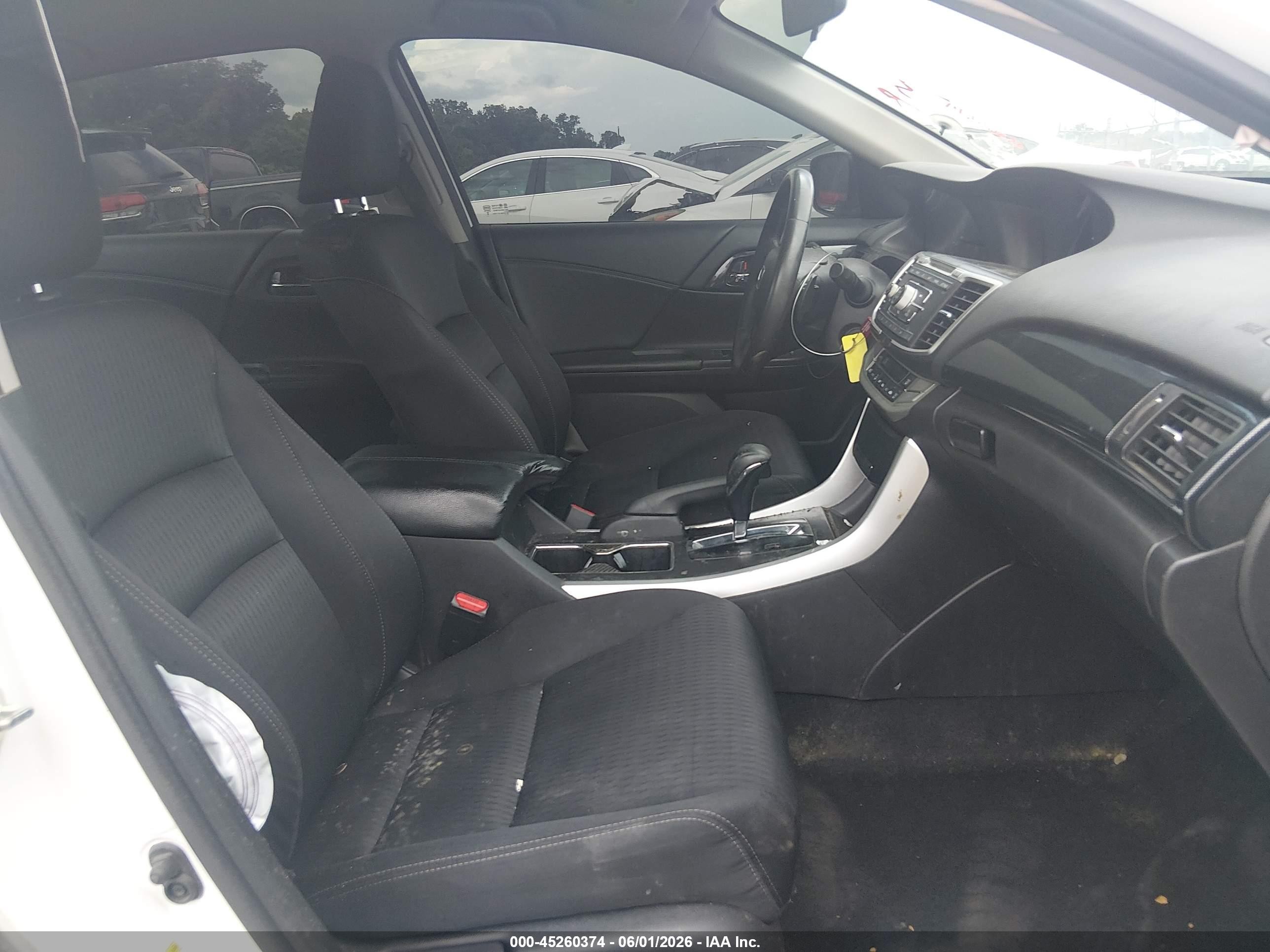 2015 Honda Accord Sport White vin: 1HGCR2F52FA107007