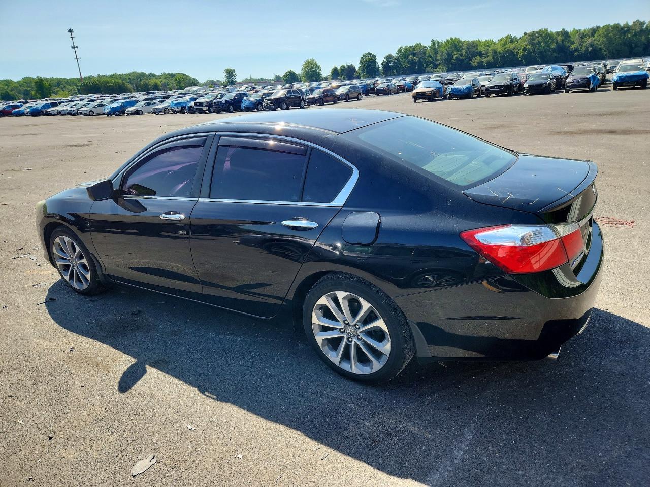 2015 Honda Accord Sport Black vin: 1HGCR2F52FA108528
