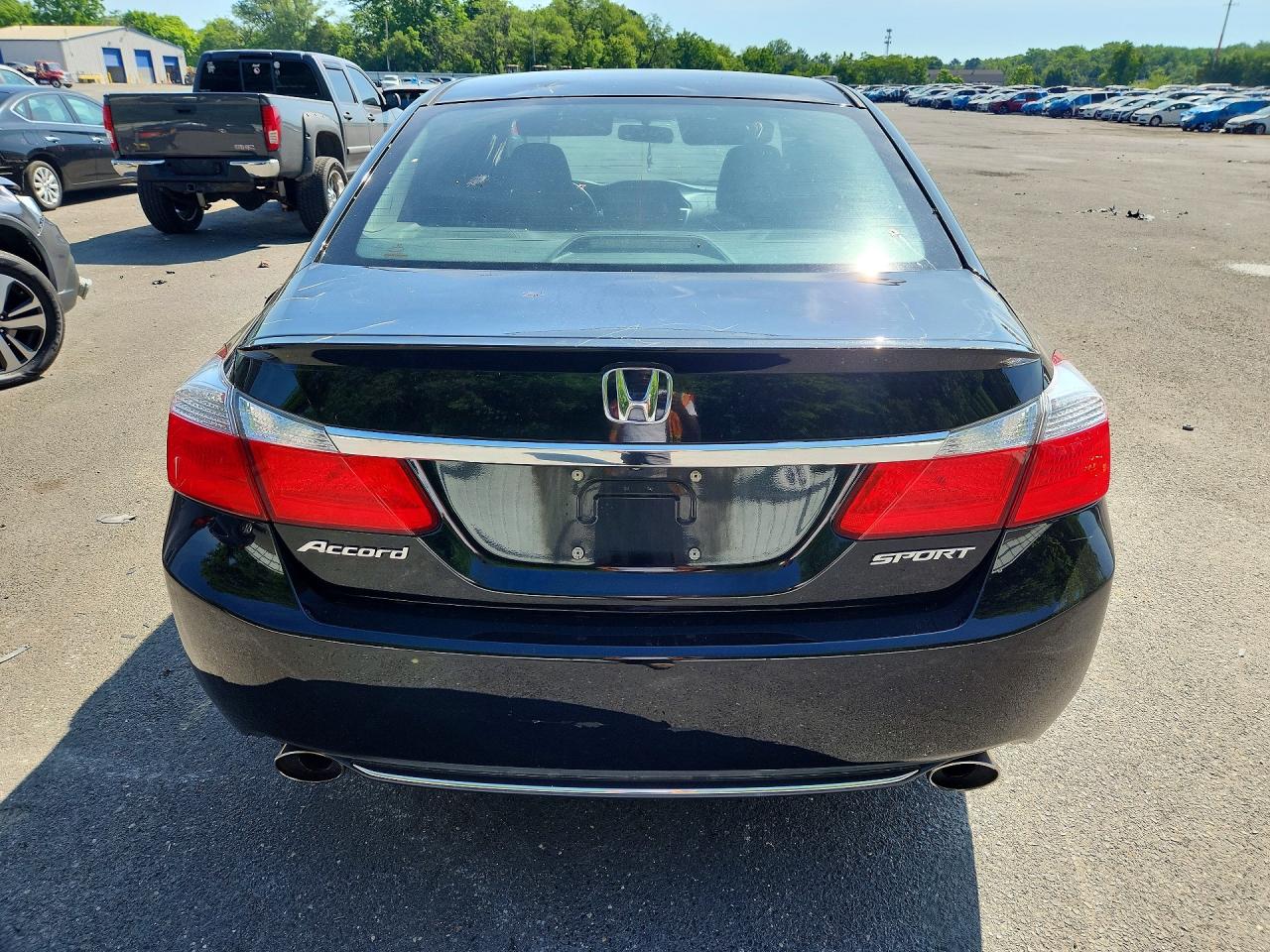2015 Honda Accord Sport Black vin: 1HGCR2F52FA108528
