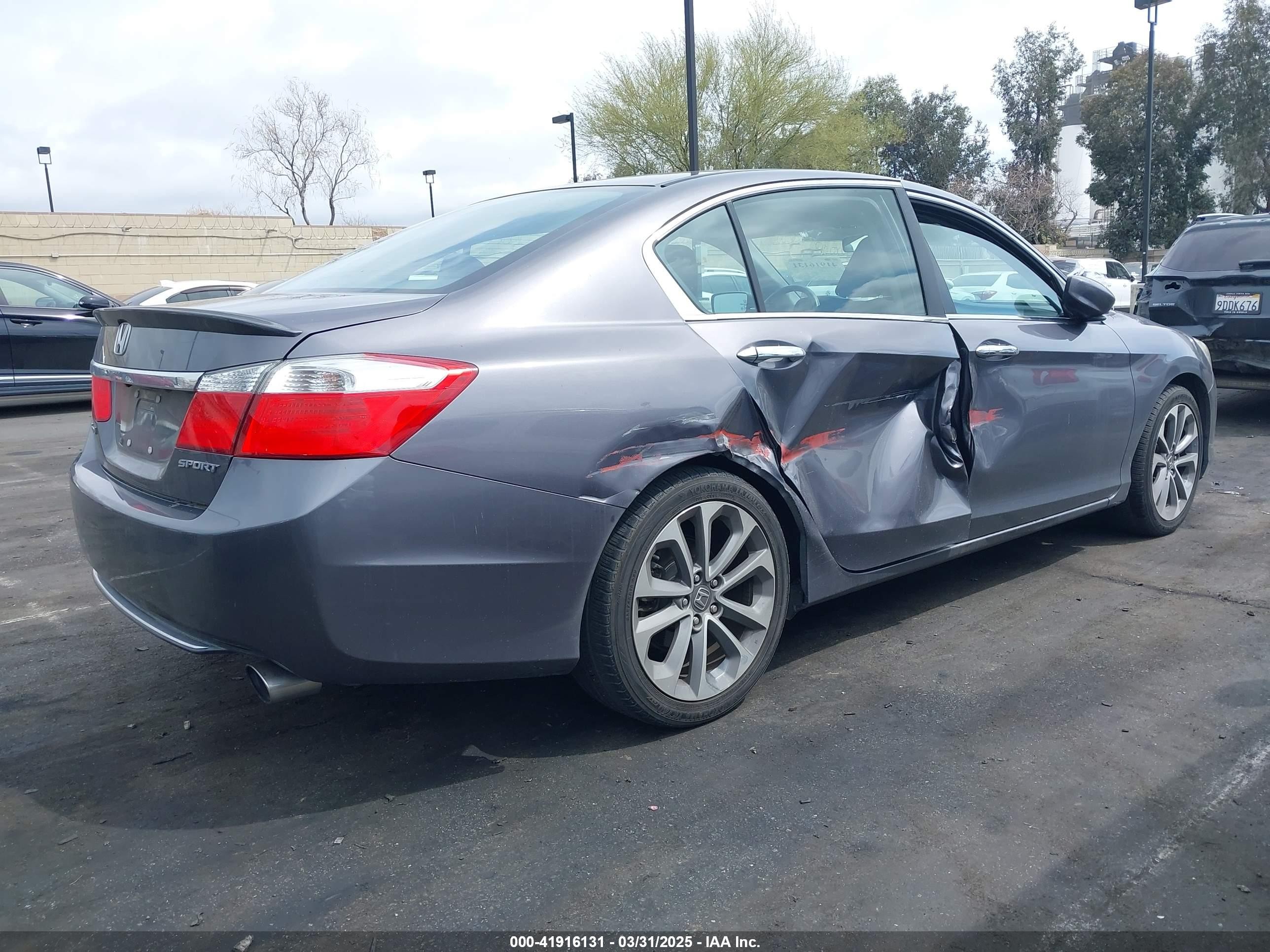 2015 Honda Accord Sport Gray vin: 1HGCR2F52FA109064
