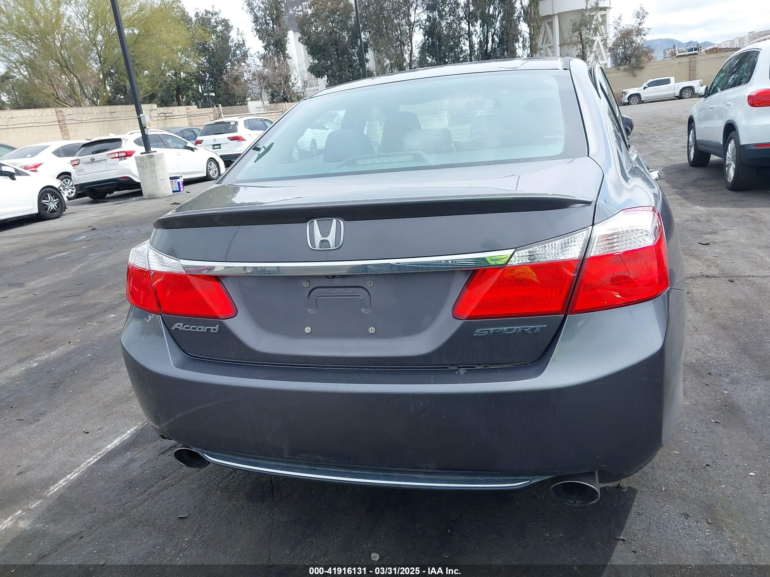 2015 Honda Accord Sport Gray vin: 1HGCR2F52FA109064