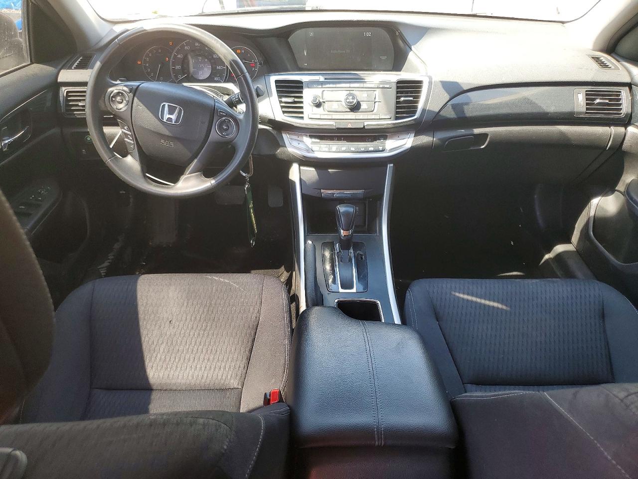 2015 Honda Accord Sport Tan vin: 1HGCR2F52FA132165