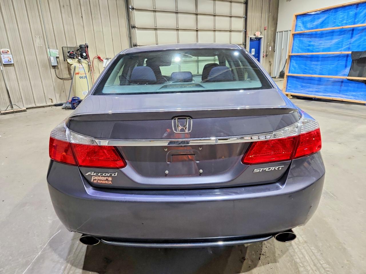 2015 Honda Accord Sport Gray vin: 1HGCR2F52FA191748