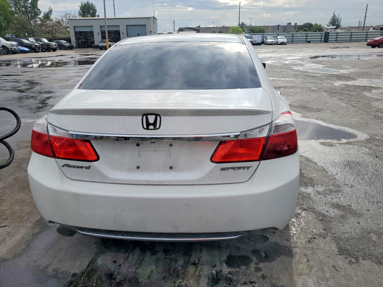 2015 Honda Accord Sport Белый vin: 1HGCR2F52FA193483