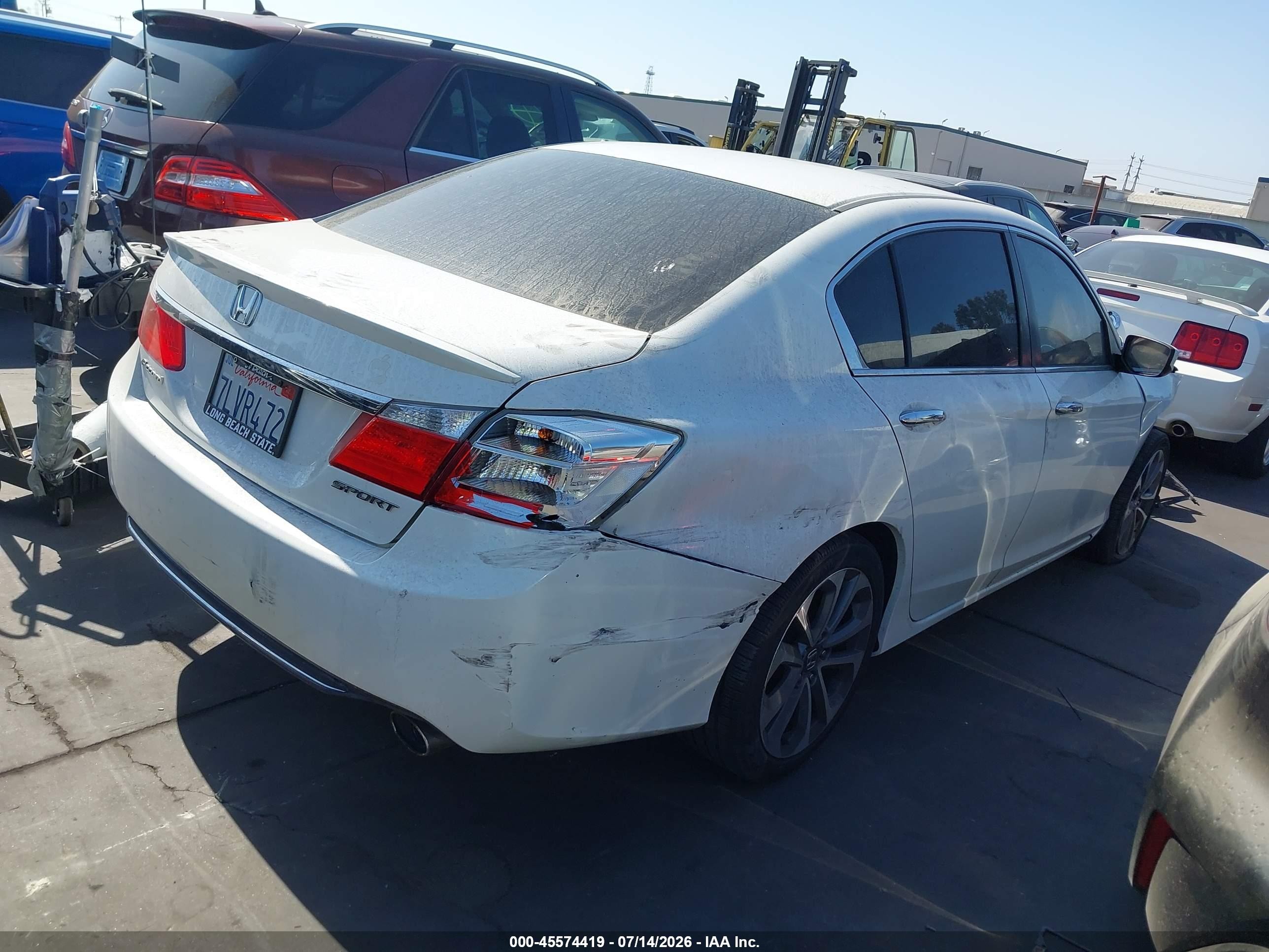 2015 Honda Accord Sport White vin: 1HGCR2F52FA212081