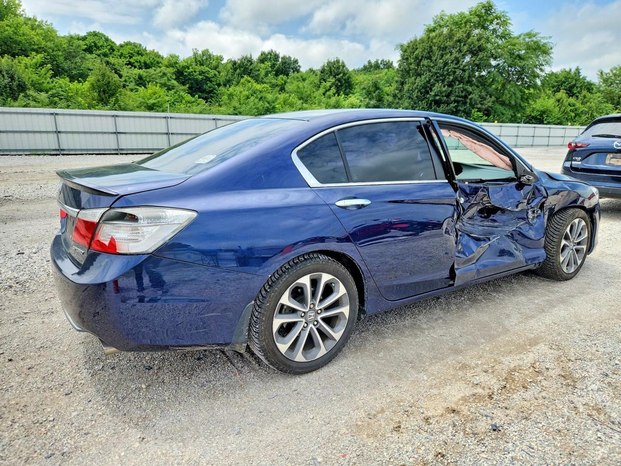 2015 Honda Accord Sport Blue vin: 1HGCR2F52FA227647