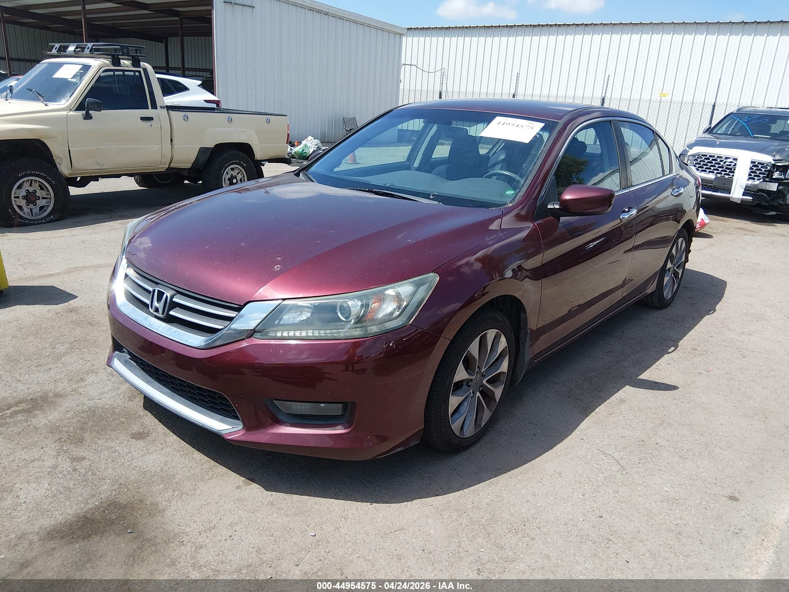 2015 Honda Accord Sport Burgundy vin: 1HGCR2F52FA246912