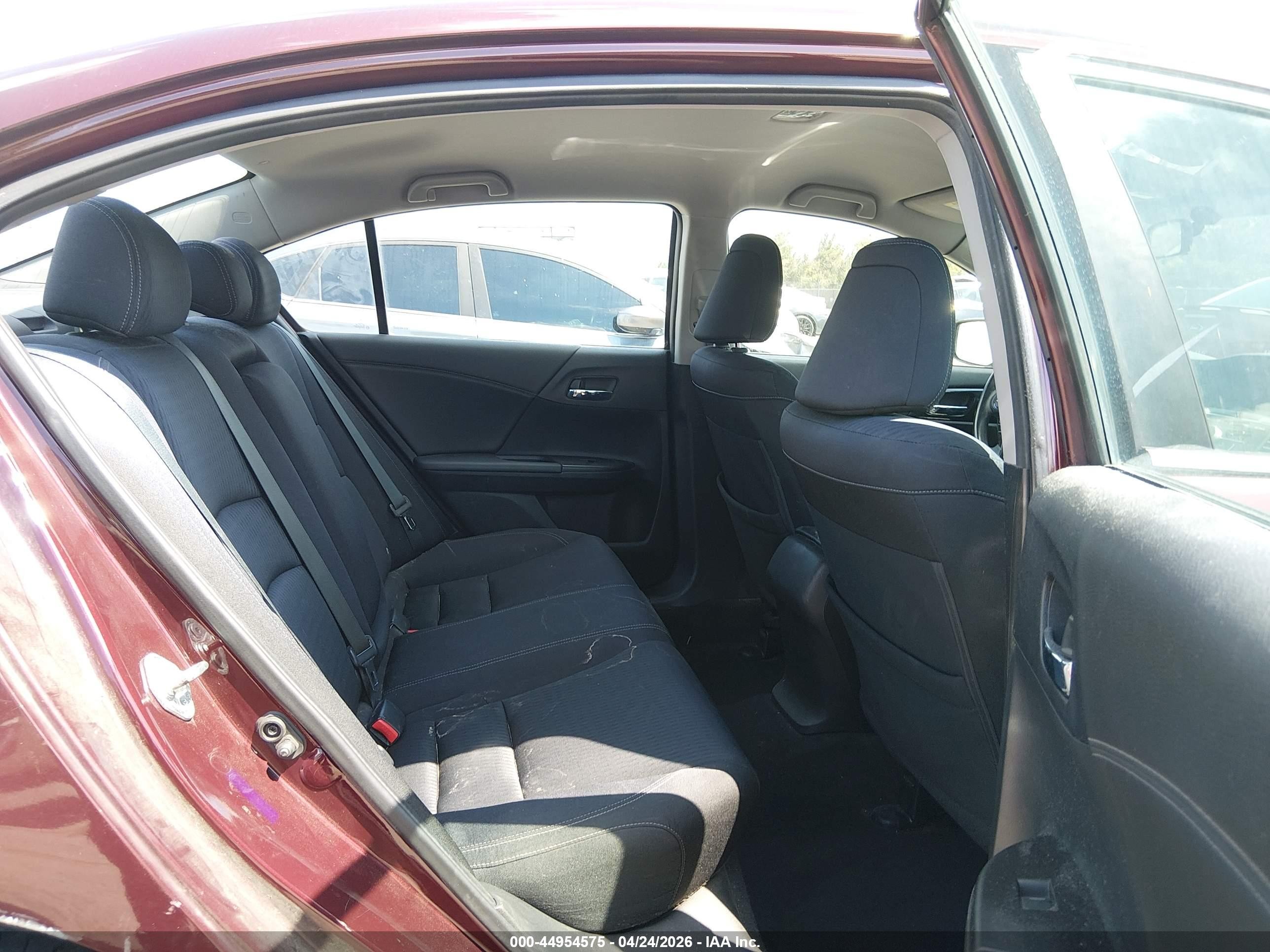 2015 Honda Accord Sport Burgundy vin: 1HGCR2F52FA246912