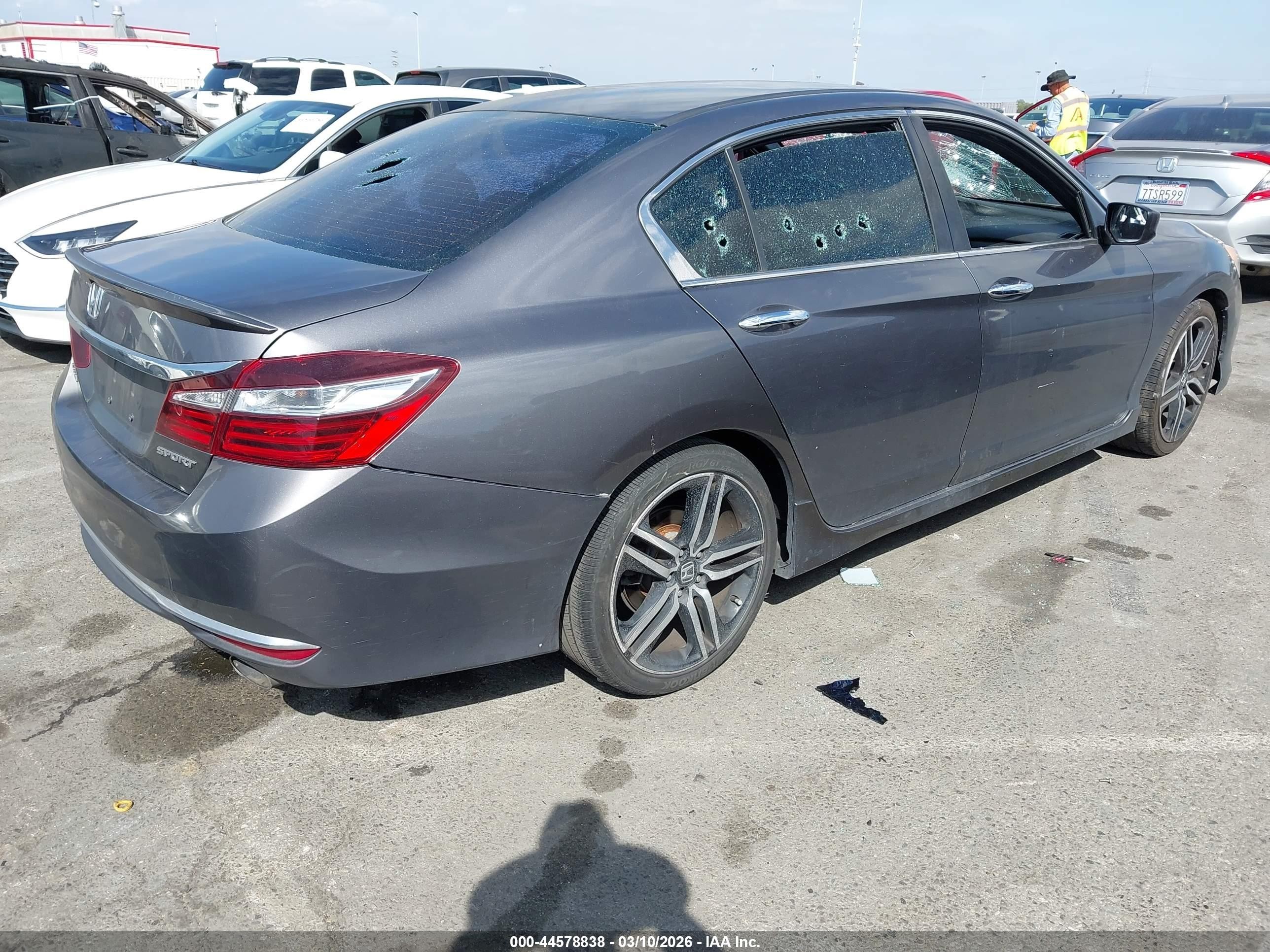 2016 Honda Accord Sport Gray vin: 1HGCR2F52GA194117