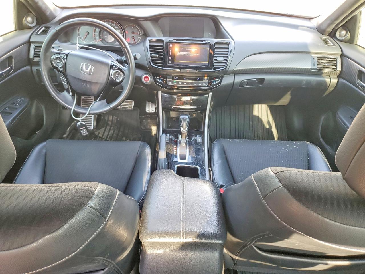 2016 Honda Accord Sport White vin: 1HGCR2F52GA802136