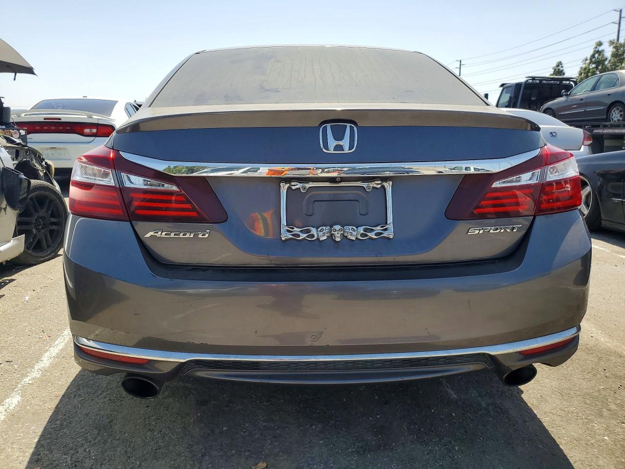 2017 Honda Accord Sport Gray vin: 1HGCR2F52HA248436