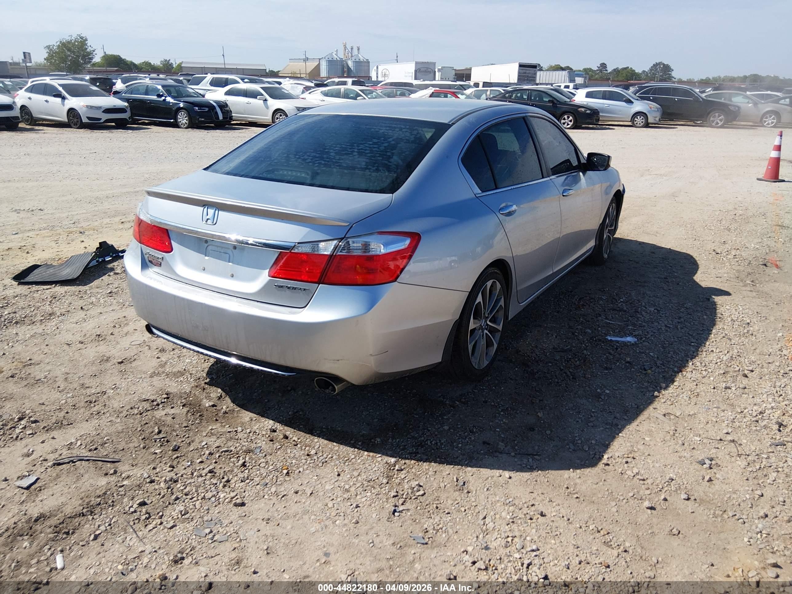 2013 Honda Accord Sport Серебряный vin: 1HGCR2F53DA137565