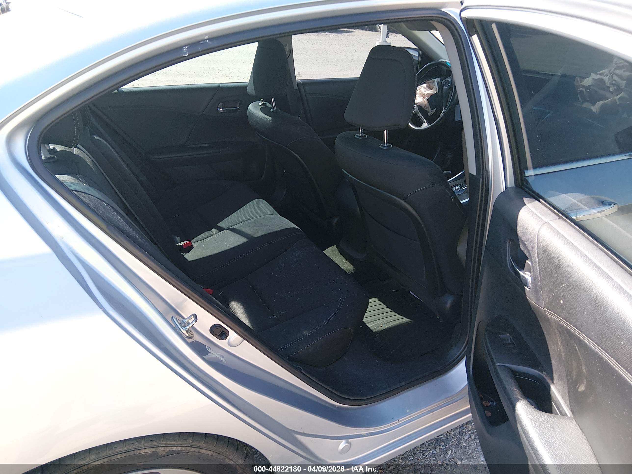 2013 Honda Accord Sport Серебряный vin: 1HGCR2F53DA137565