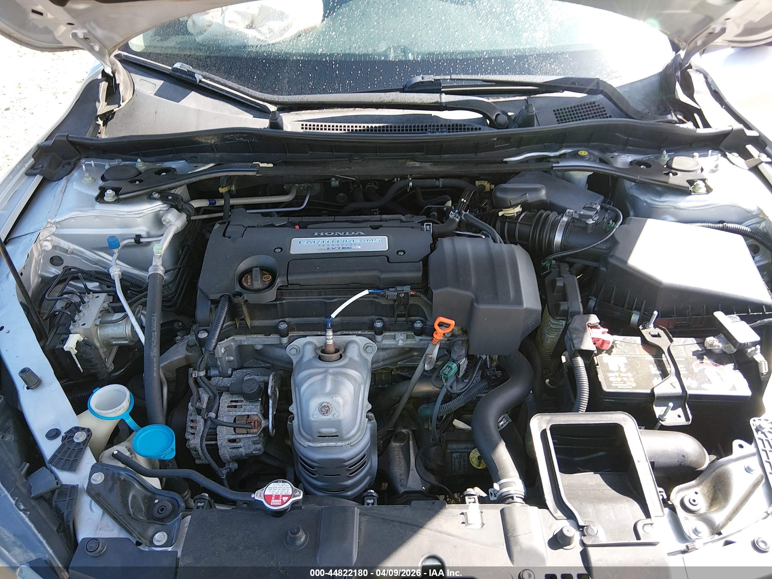 2013 Honda Accord Sport Серебряный vin: 1HGCR2F53DA137565