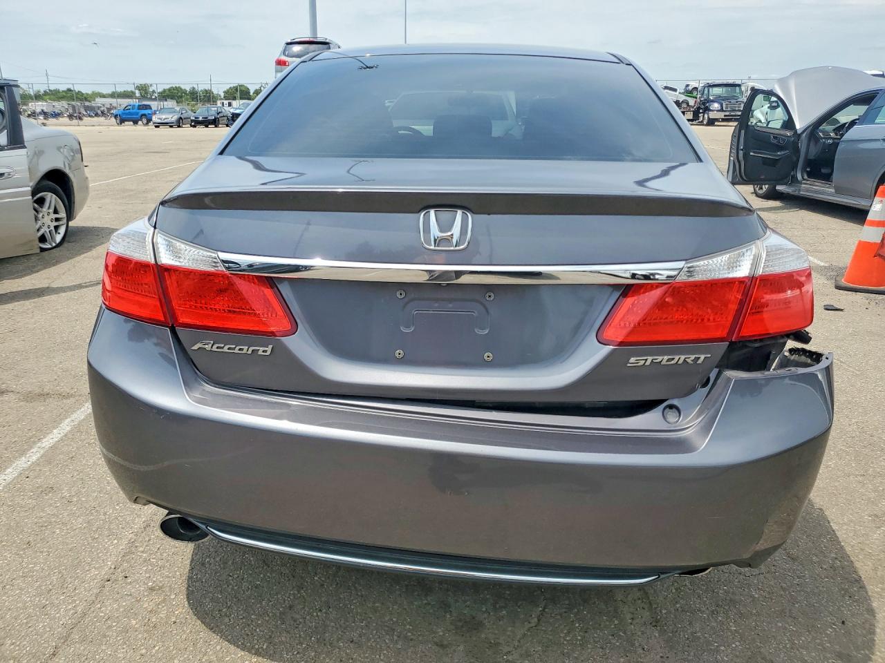 2013 Honda Accord Sport Gray vin: 1HGCR2F53DA216296