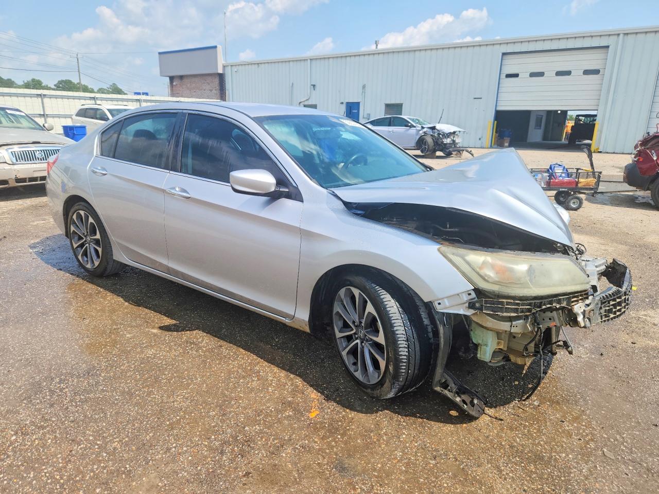 2014 Honda Accord Sport Silver vin: 1HGCR2F53EA030159