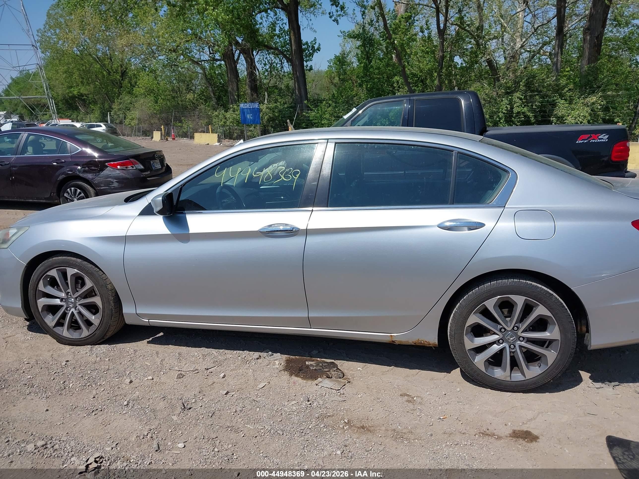 2014 Honda Accord Sport Silver vin: 1HGCR2F53EA033823