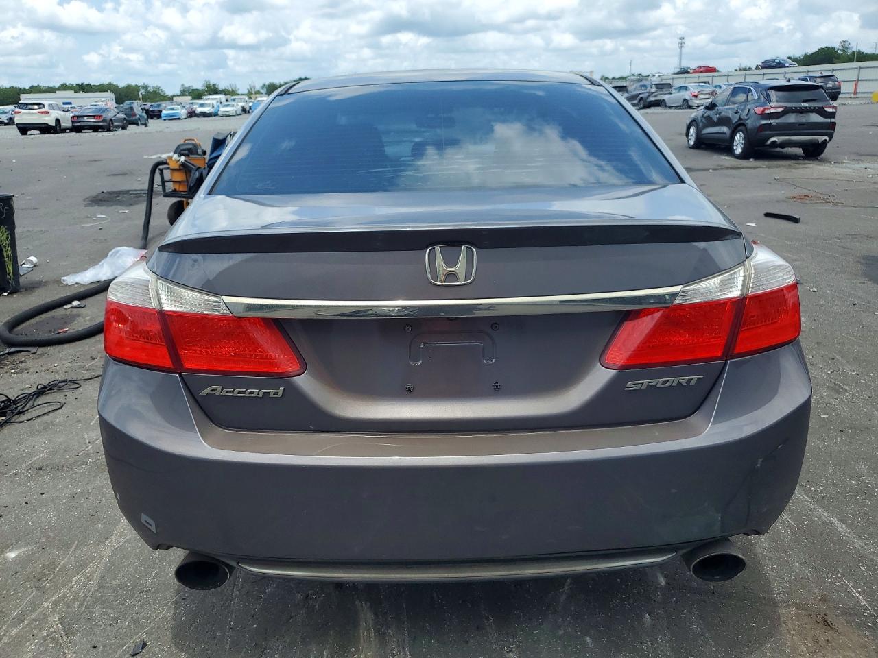 2015 Honda Accord Sport Gray vin: 1HGCR2F53FA007563