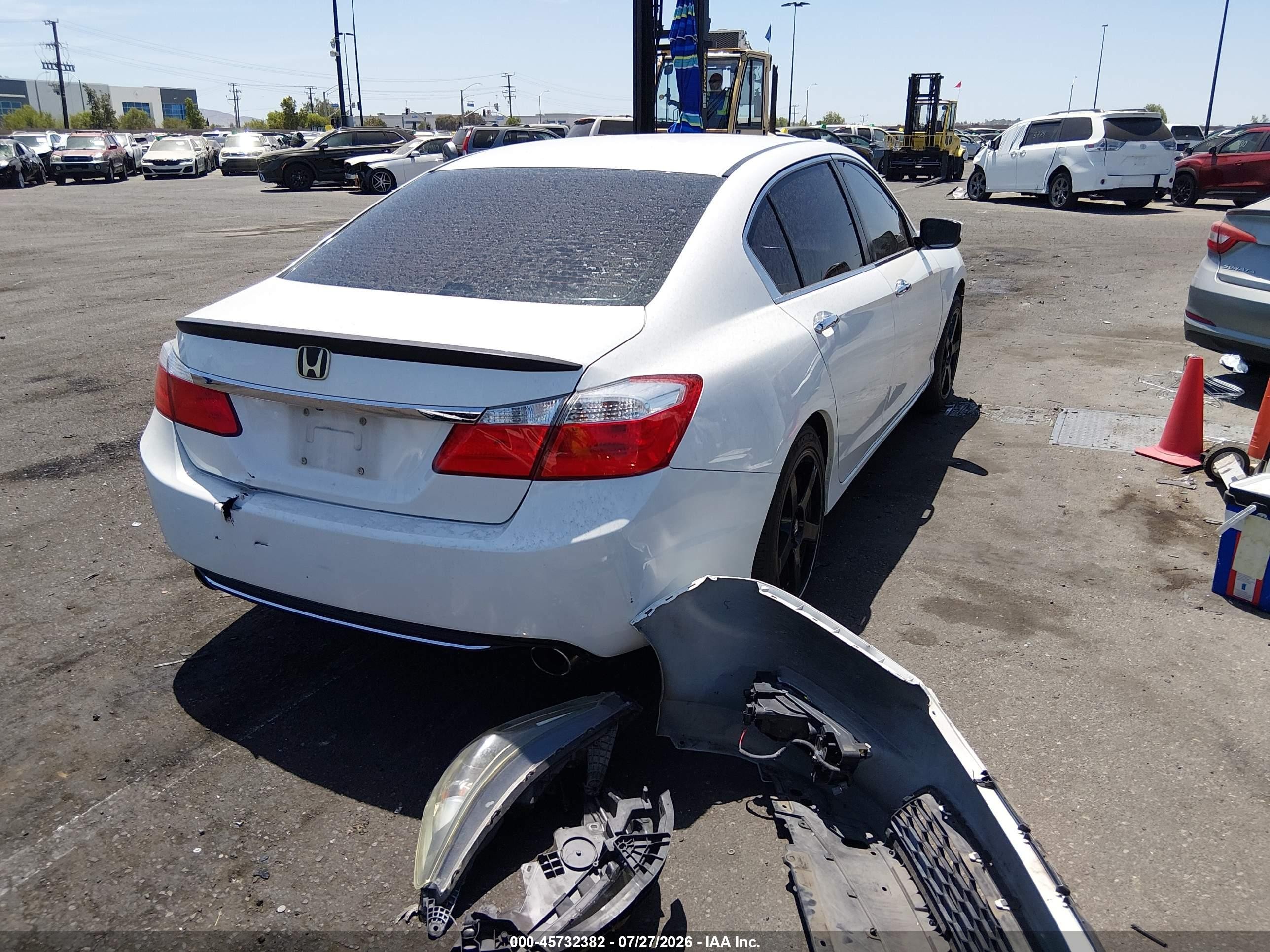 2015 Honda Accord Sport Белый vin: 1HGCR2F53FA008969
