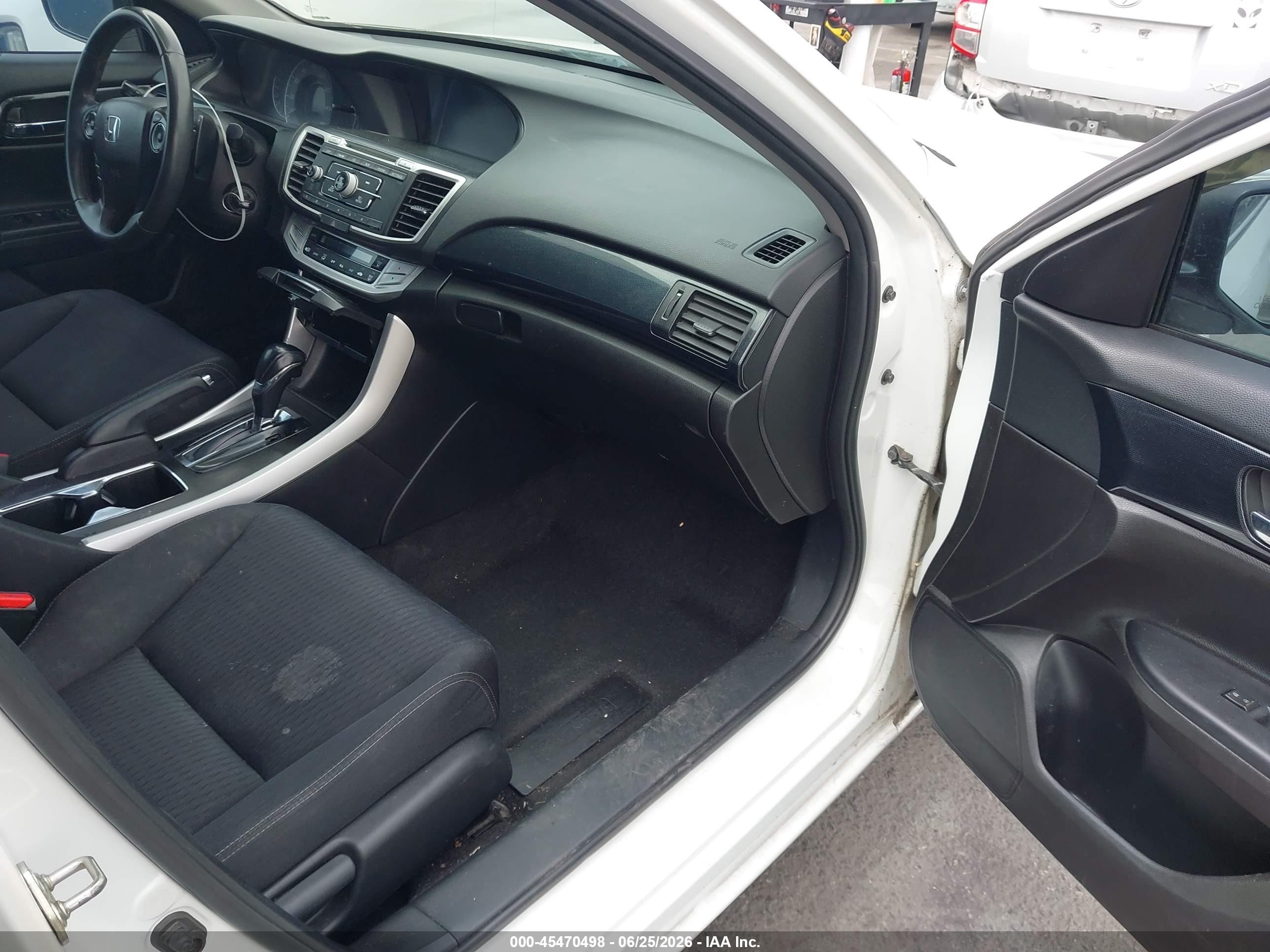 2015 Honda Accord Sport White vin: 1HGCR2F53FA021723