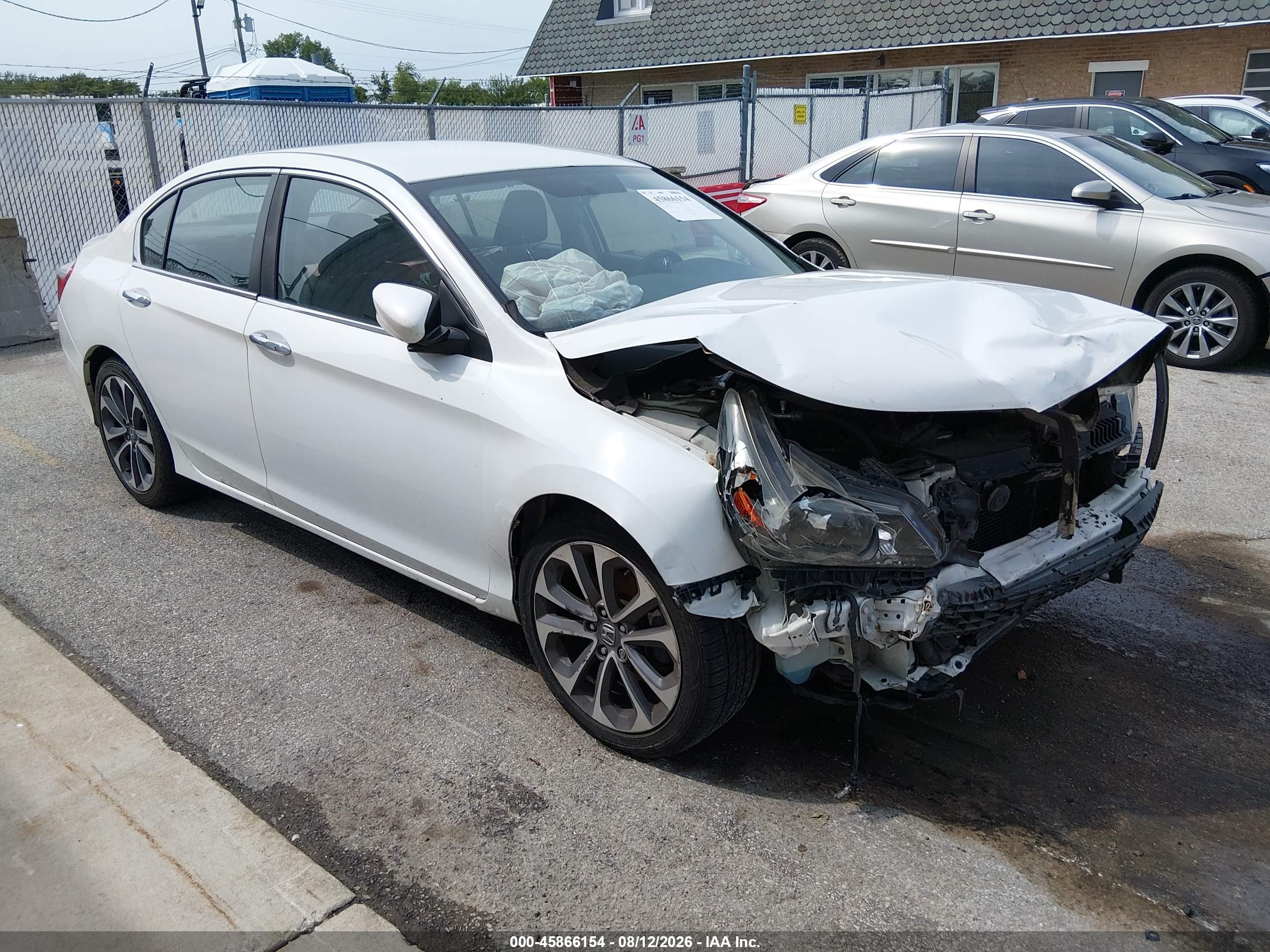 2015 Honda Accord Sport White vin: 1HGCR2F53FA034116