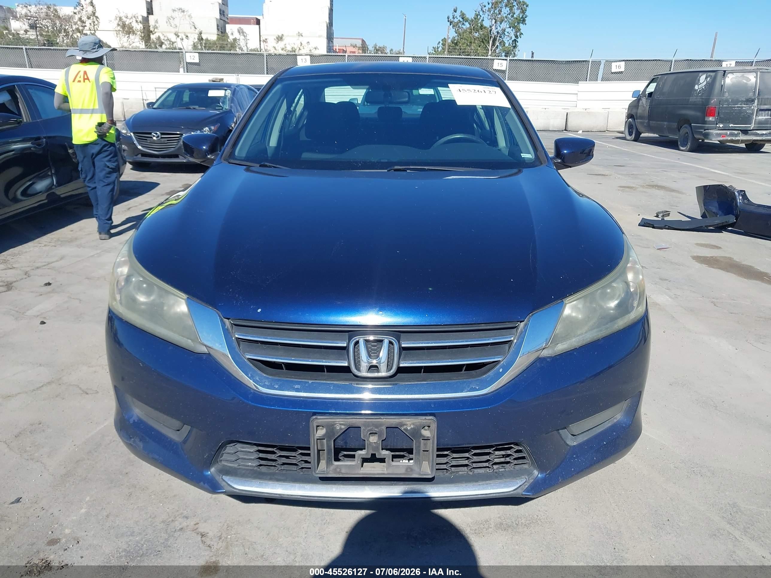 2015 Honda Accord Sport Blue vin: 1HGCR2F53FA075667