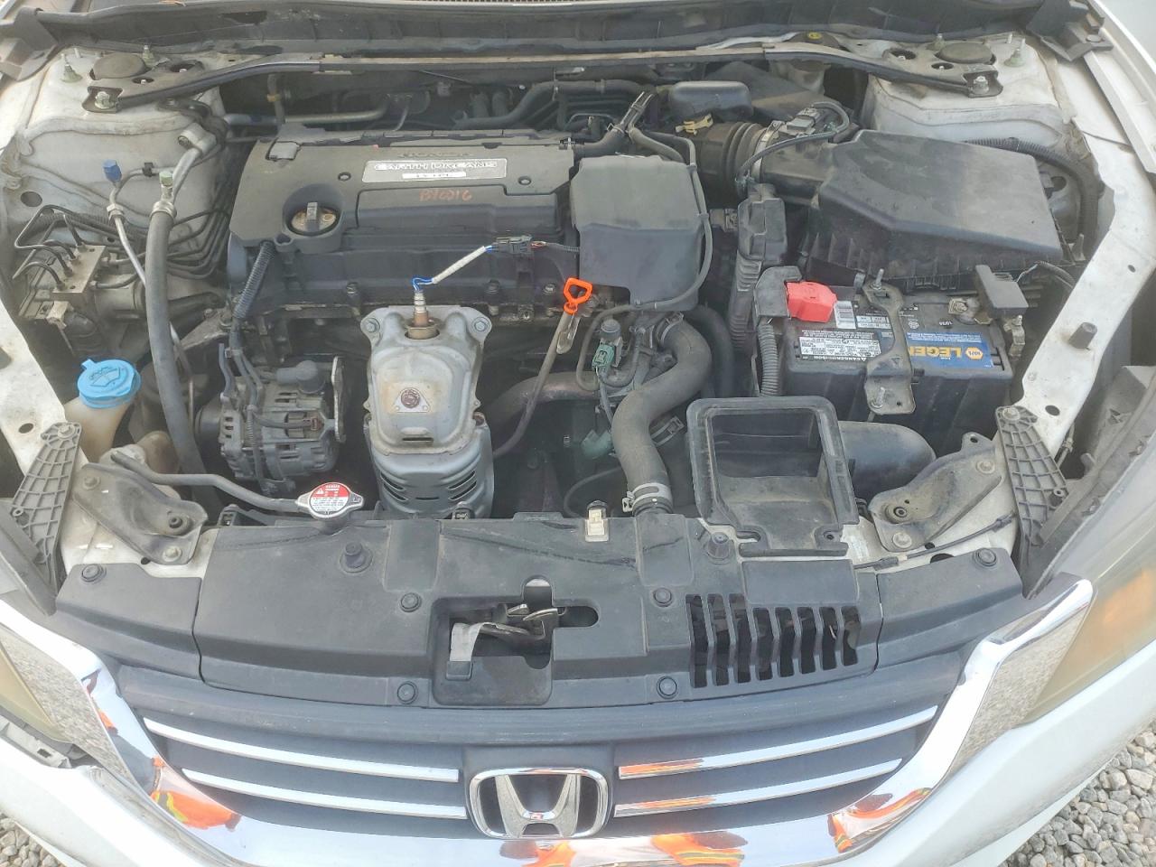 2015 Honda Accord Sport White vin: 1HGCR2F53FA102284