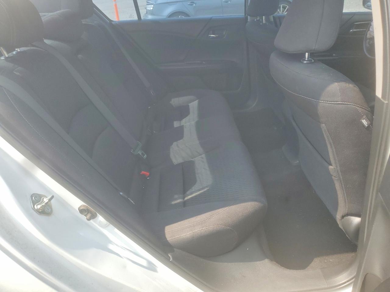 2015 Honda Accord Sport White vin: 1HGCR2F53FA102284