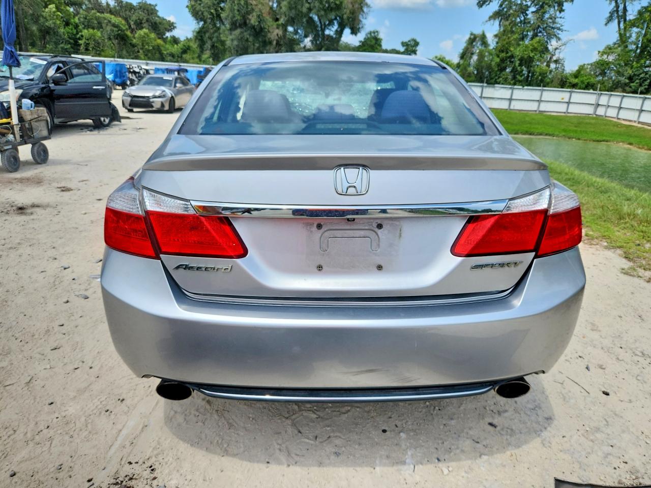 2015 Honda Accord Sport Silver vin: 1HGCR2F53FA106948