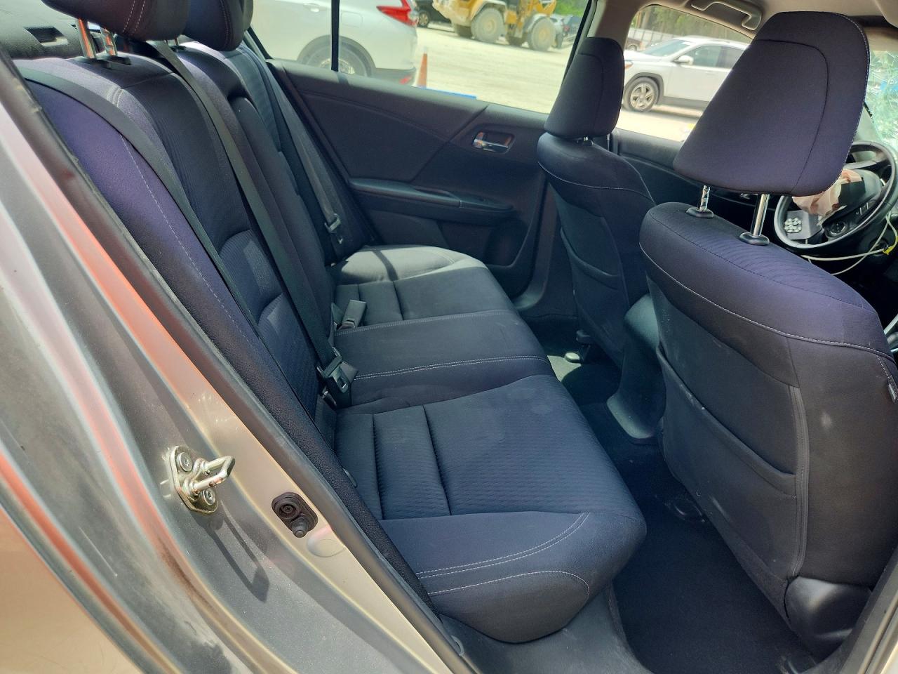 2015 Honda Accord Sport Silver vin: 1HGCR2F53FA106948