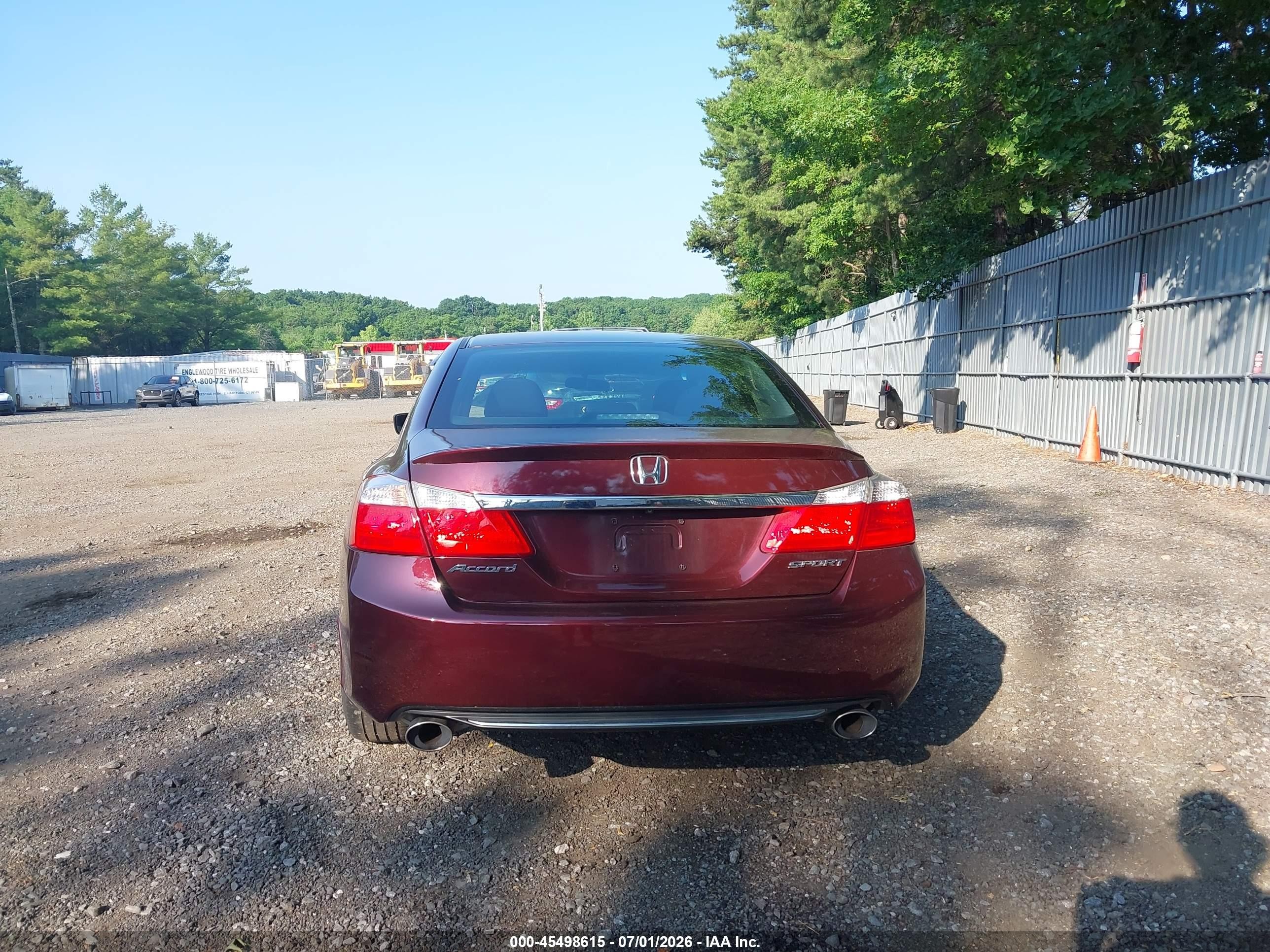 2015 Honda Accord Sport Maroon vin: 1HGCR2F53FA109915