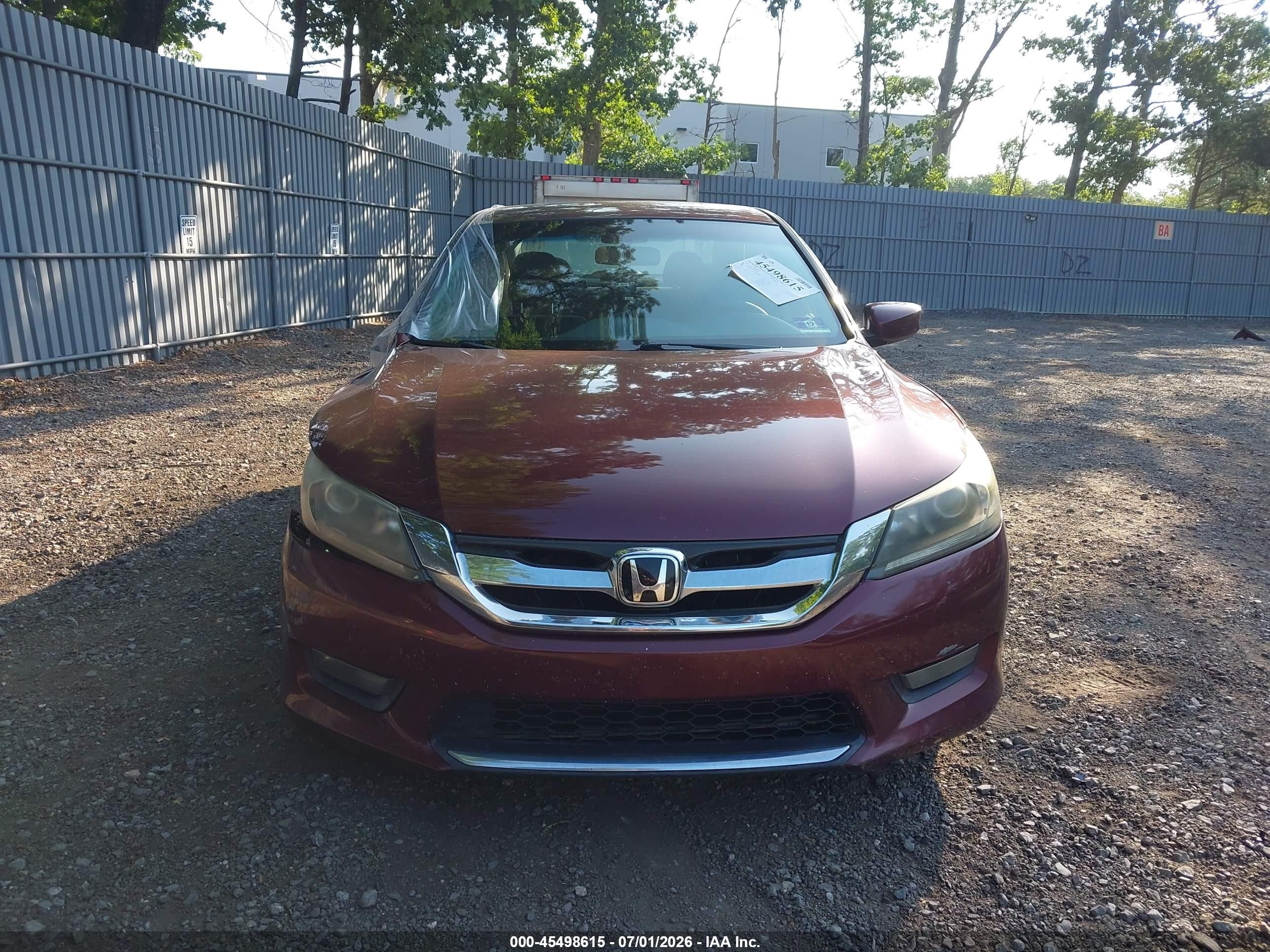 2015 Honda Accord Sport Maroon vin: 1HGCR2F53FA109915