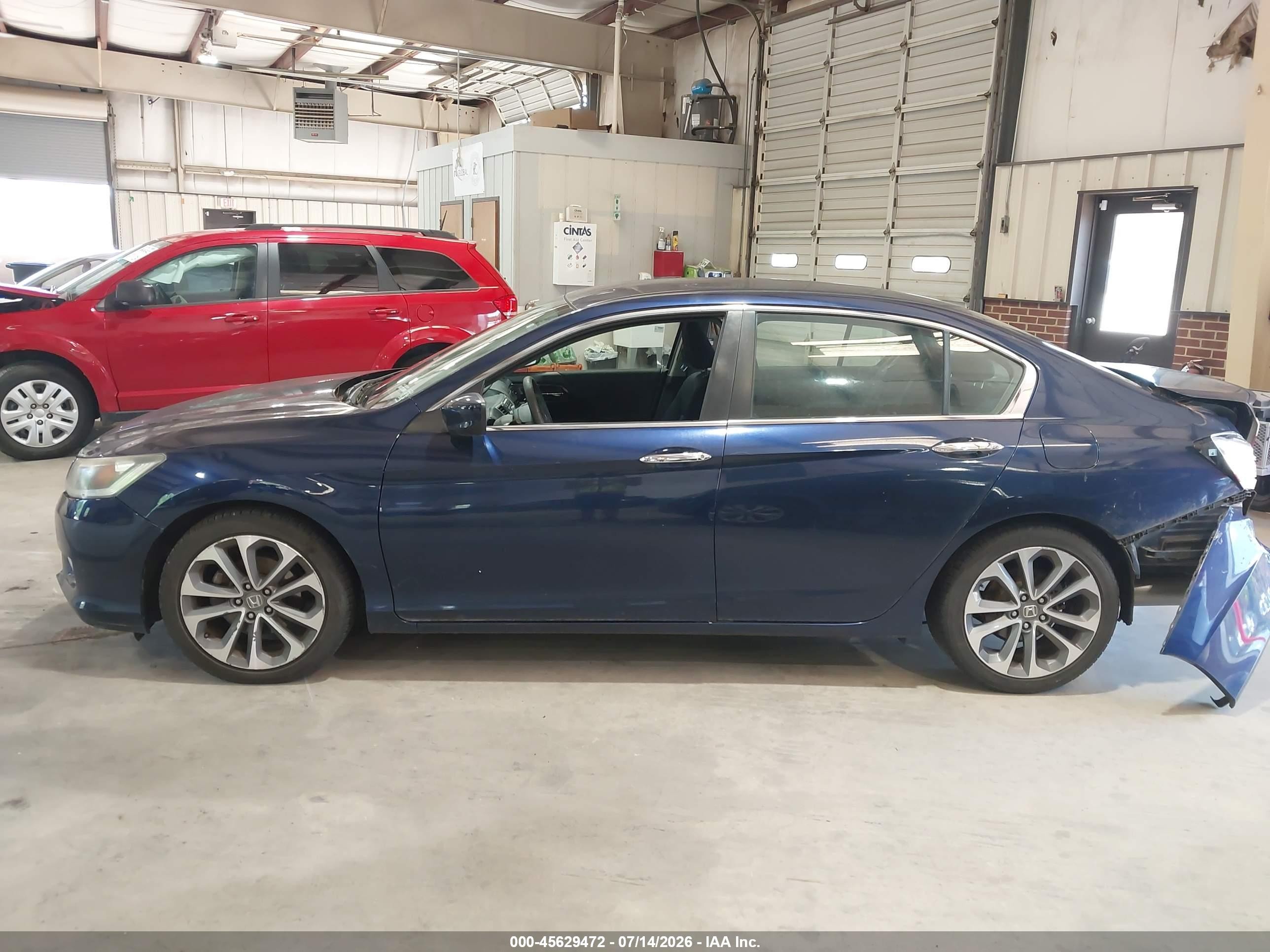 2015 Honda Accord Sport Blue vin: 1HGCR2F53FA134295