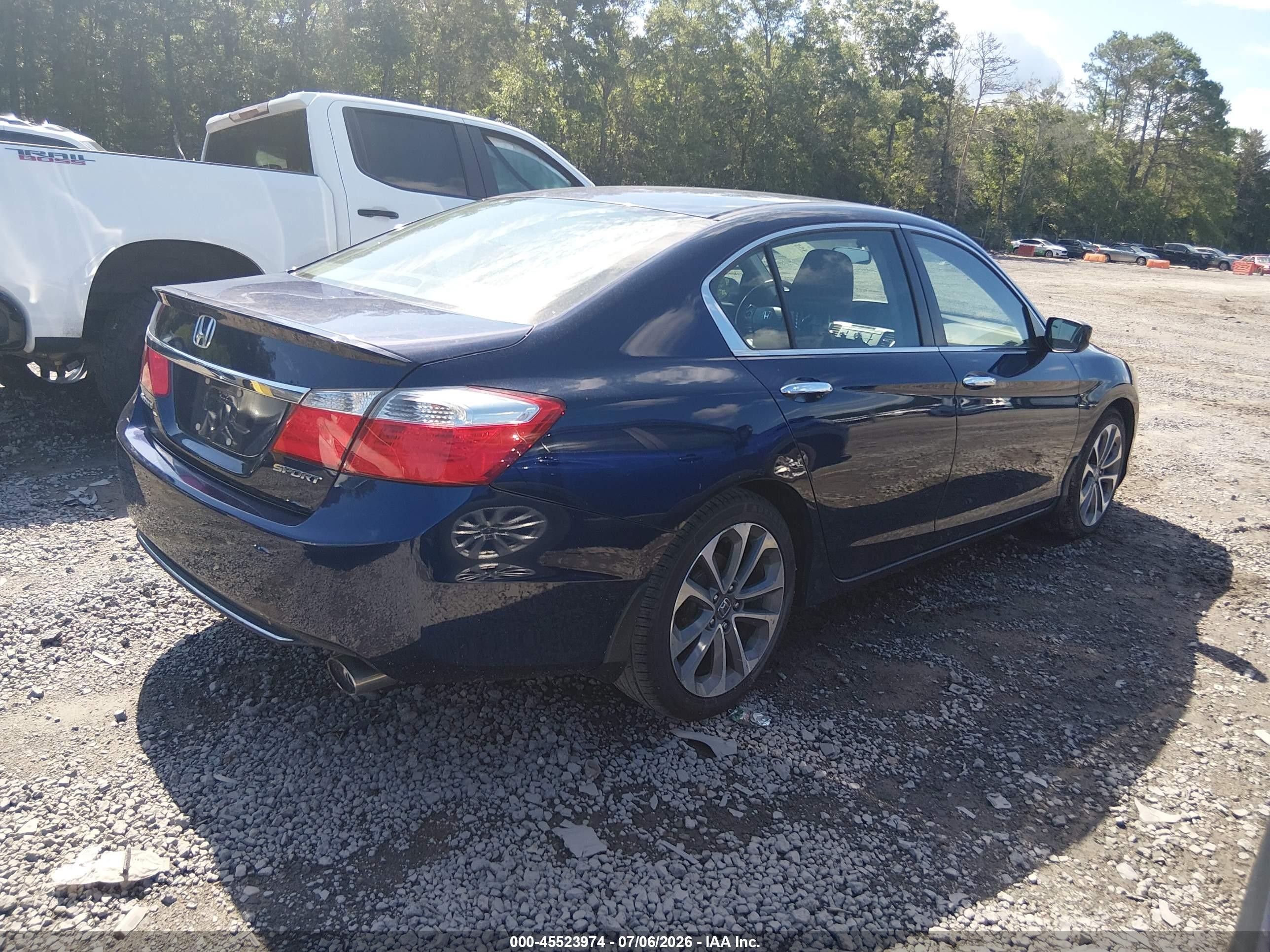 2015 Honda Accord Sport Blue vin: 1HGCR2F53FA181570