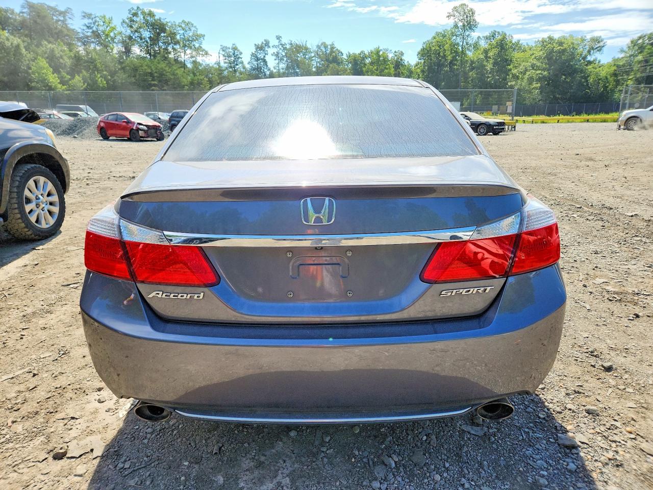 2015 Honda Accord Sport Gray vin: 1HGCR2F53FA234297
