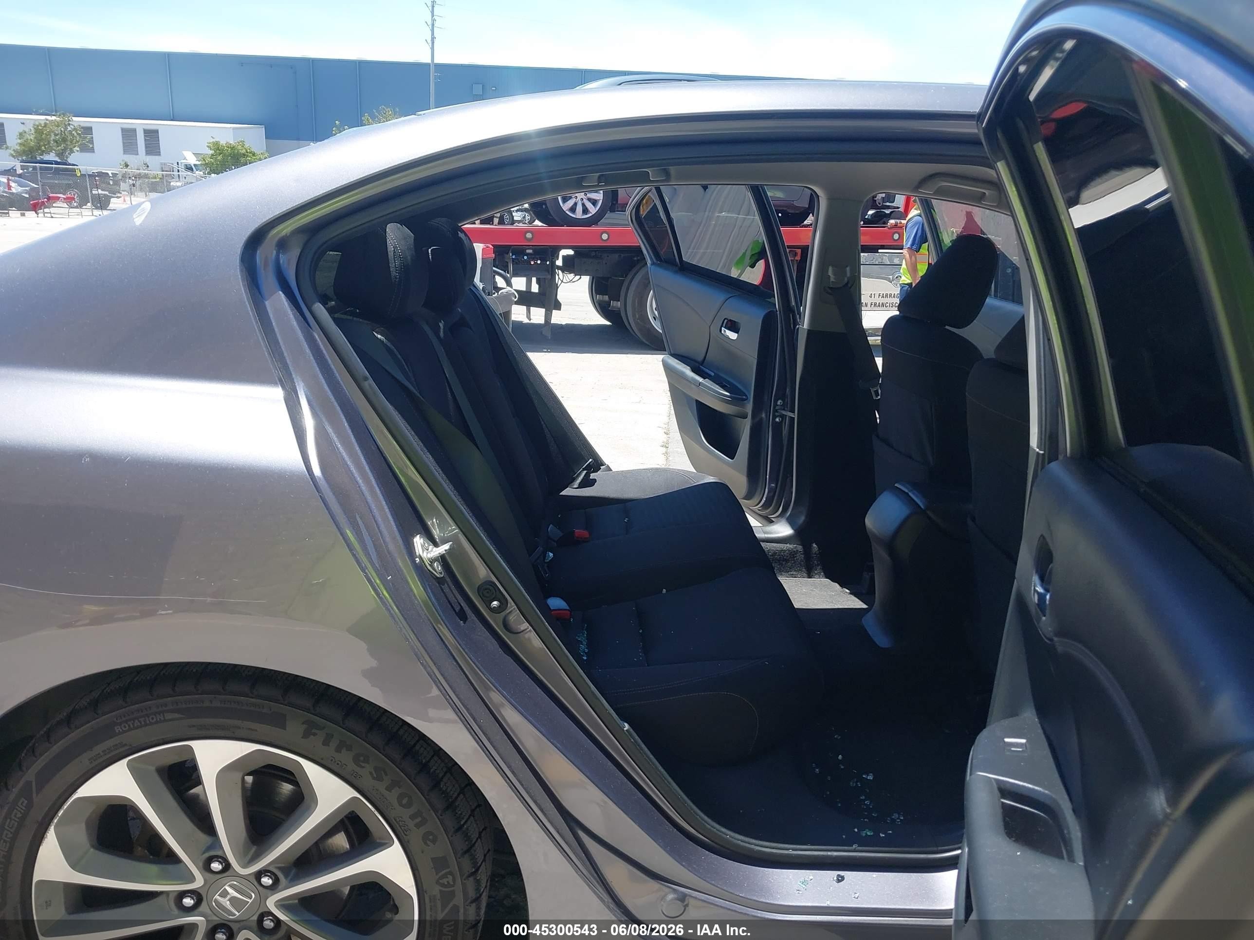 2015 Honda Accord Sport Gray vin: 1HGCR2F53FA236566