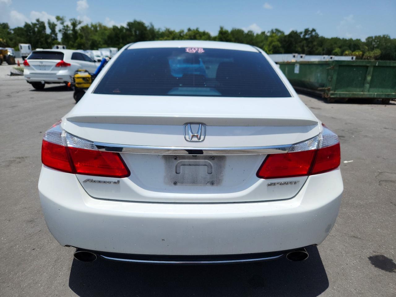 2015 Honda Accord Sport White vin: 1HGCR2F53FA243811