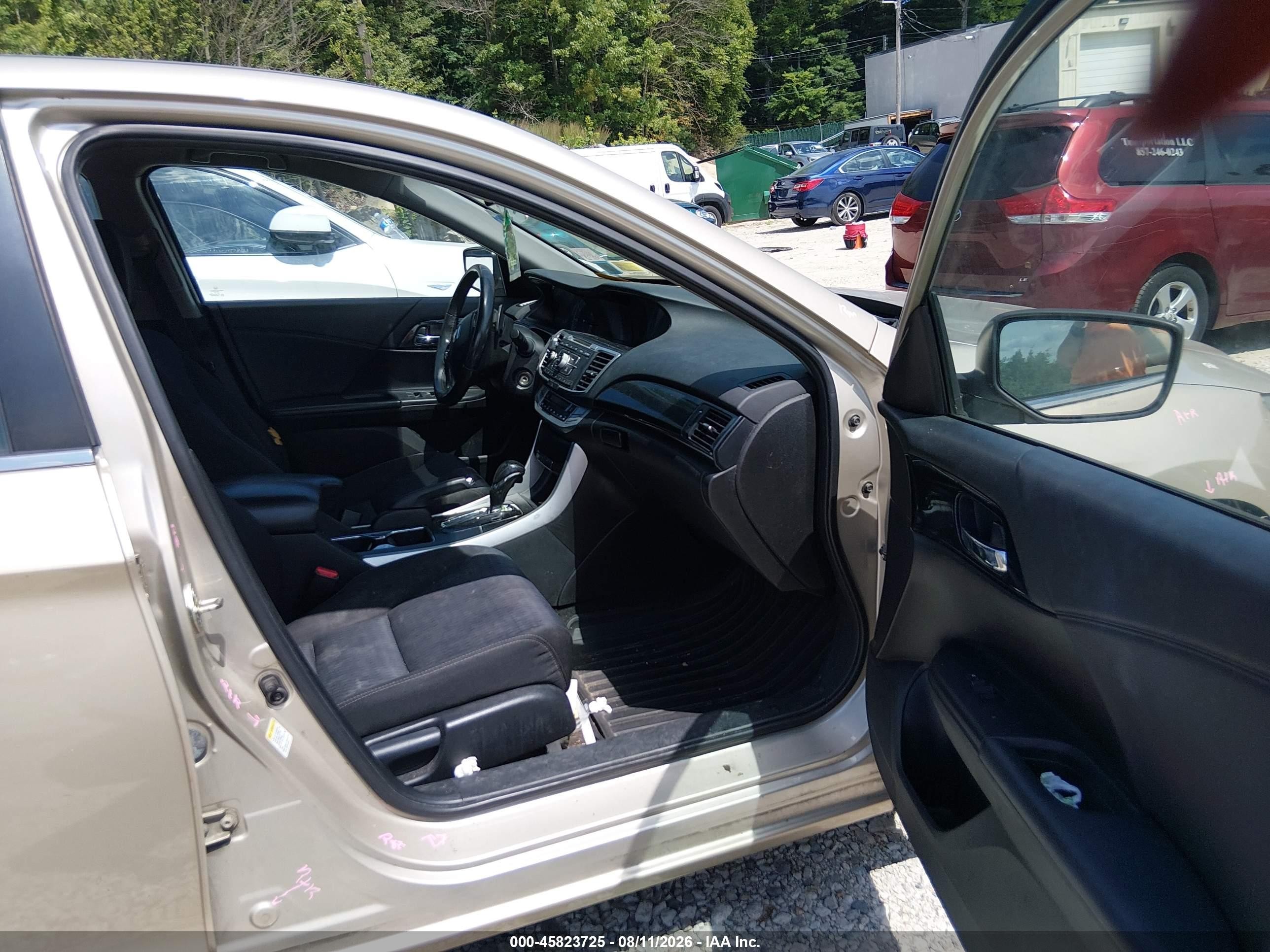 2015 Honda Accord Sport Gold vin: 1HGCR2F53FA252010