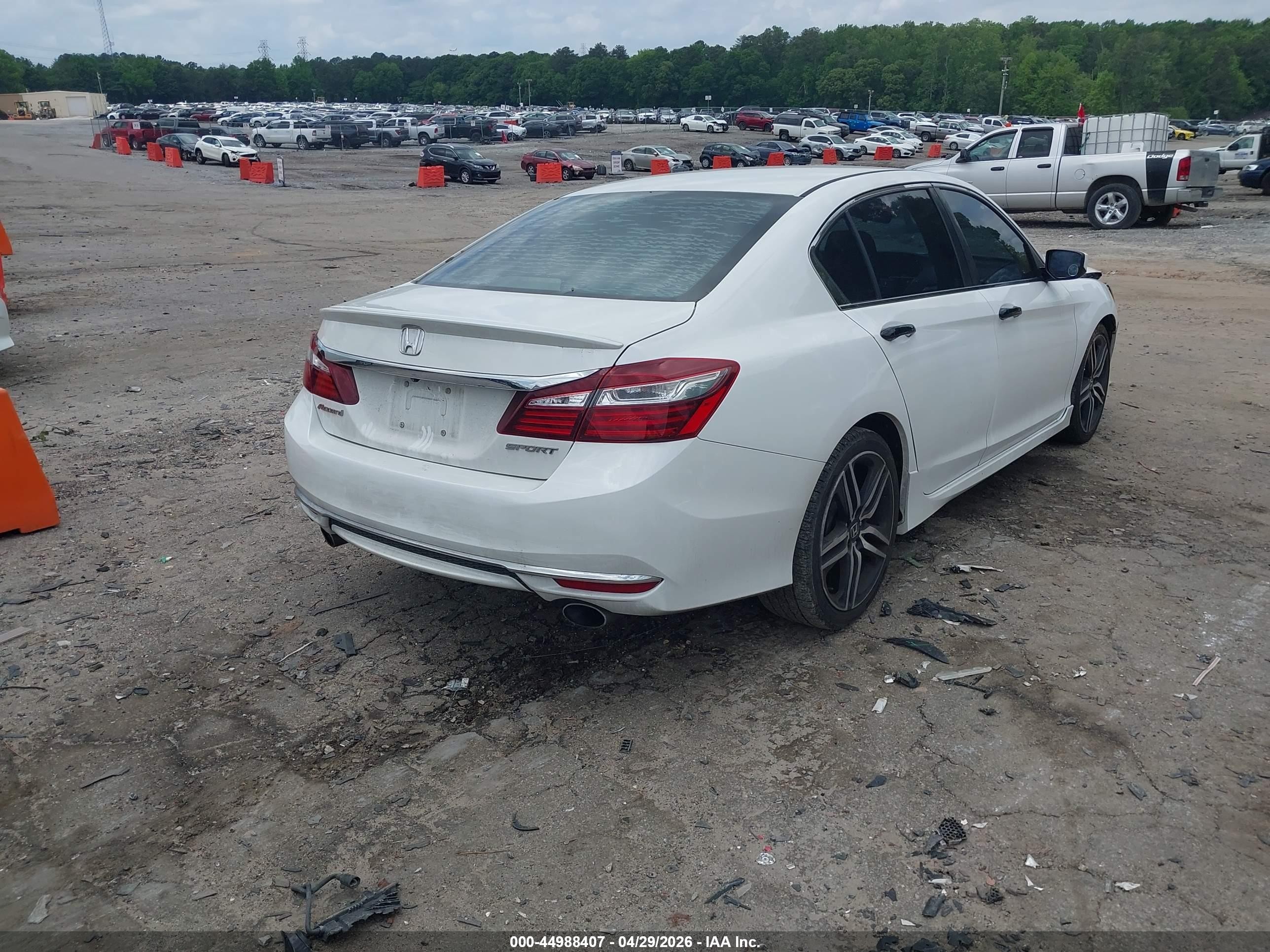 2016 Honda Accord Sport White vin: 1HGCR2F53GA097279