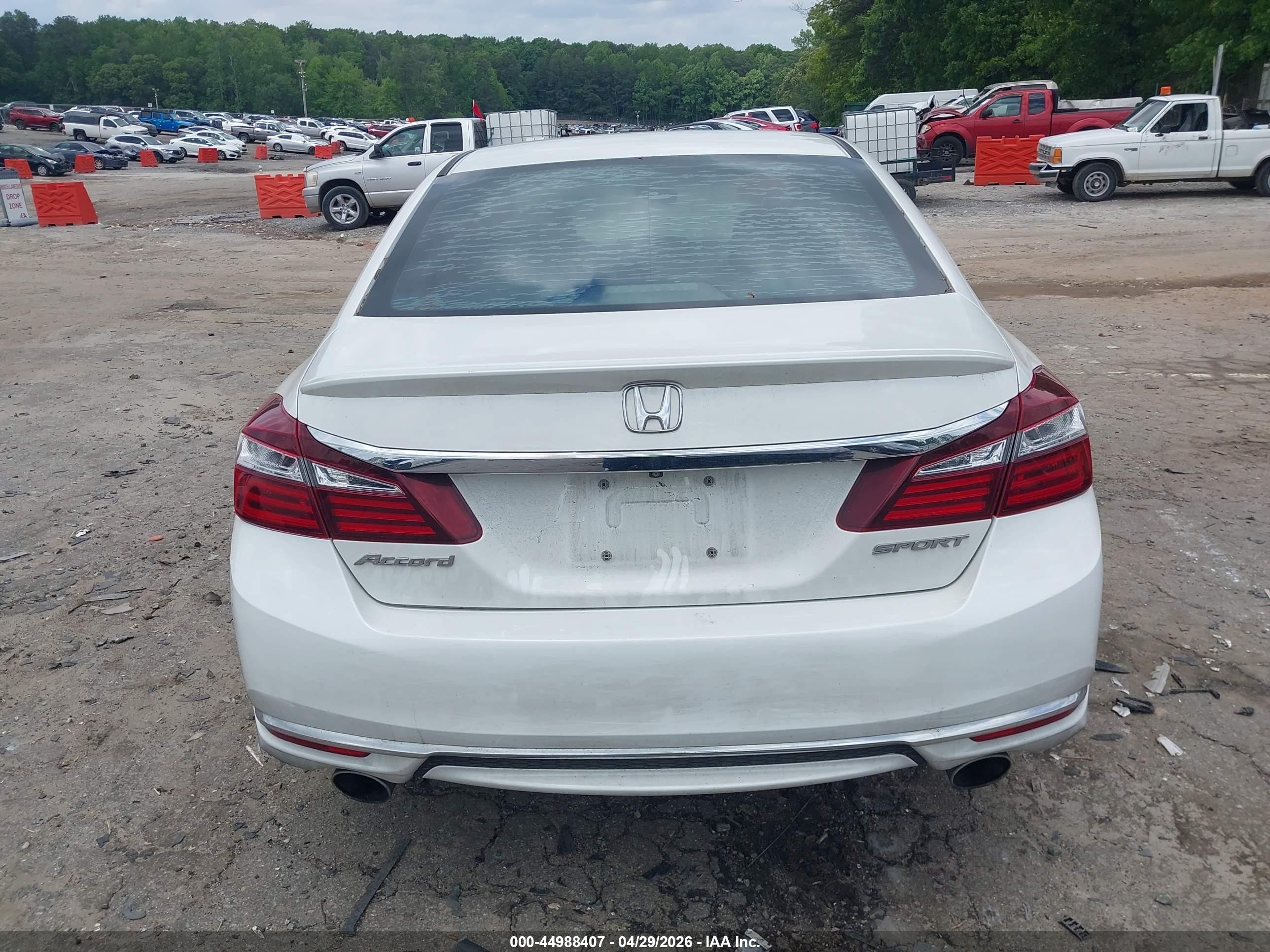 2016 Honda Accord Sport White vin: 1HGCR2F53GA097279
