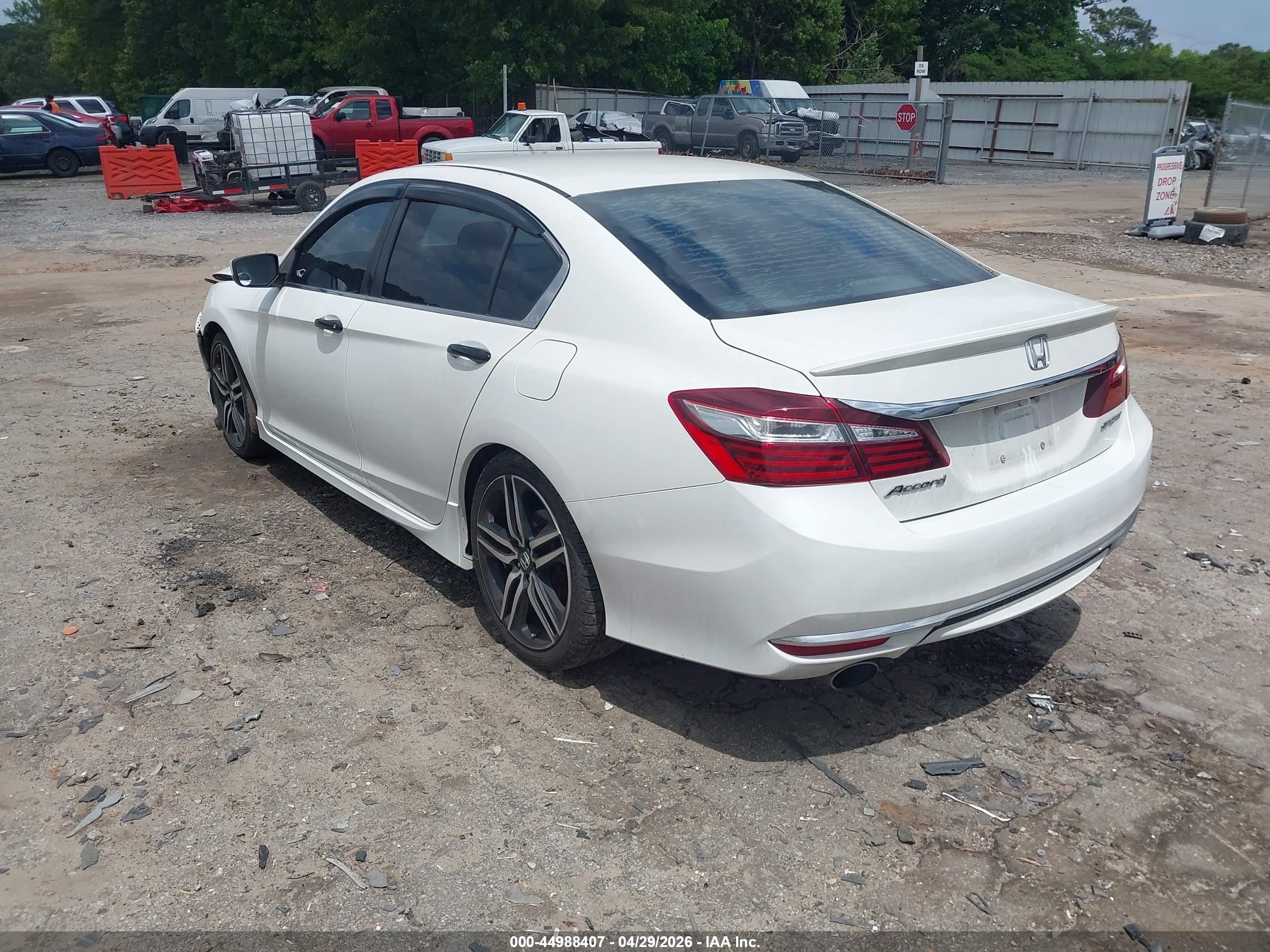 2016 Honda Accord Sport White vin: 1HGCR2F53GA097279