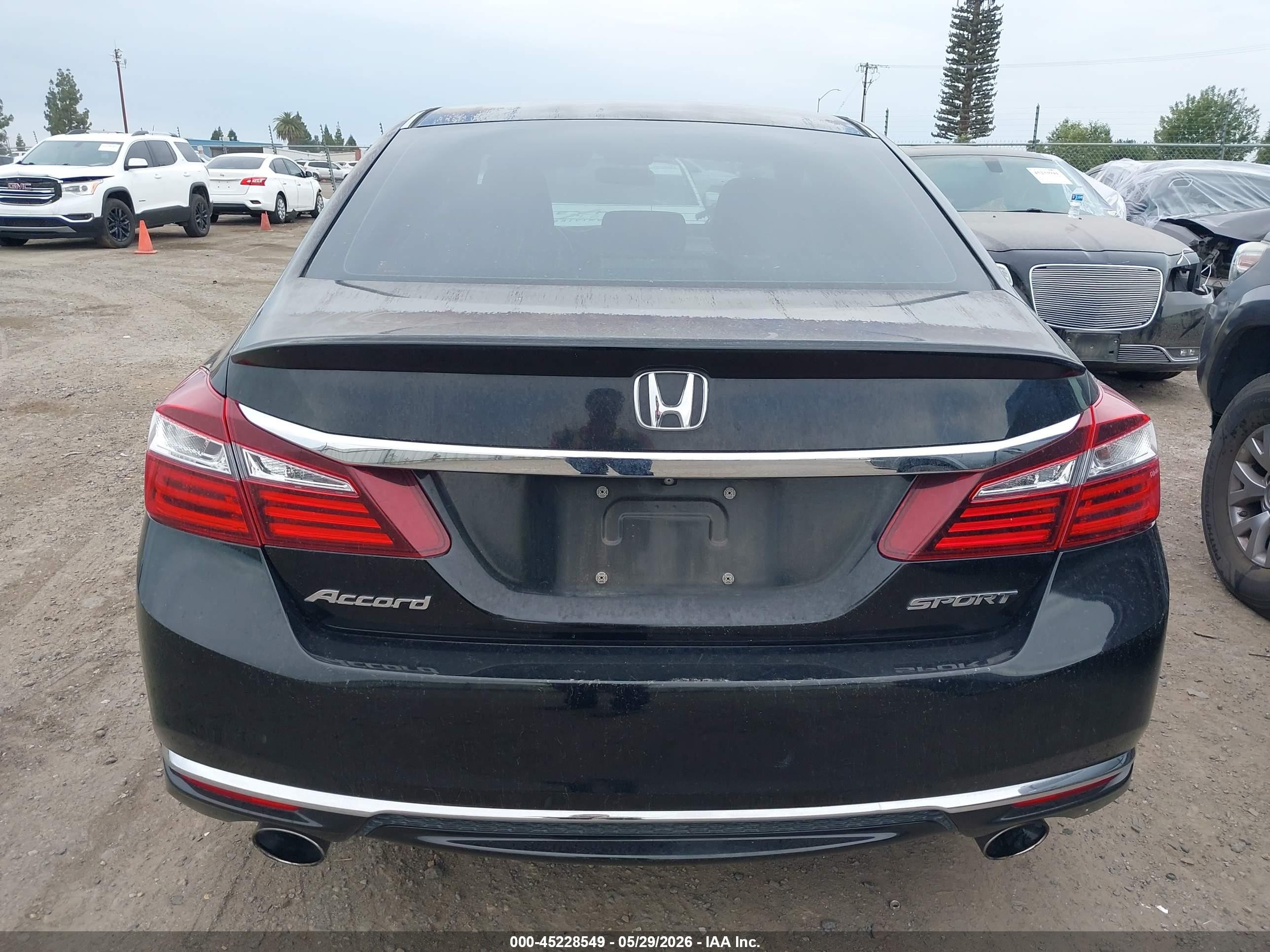 2016 Honda Accord Sport Черный vin: 1HGCR2F53GA228565