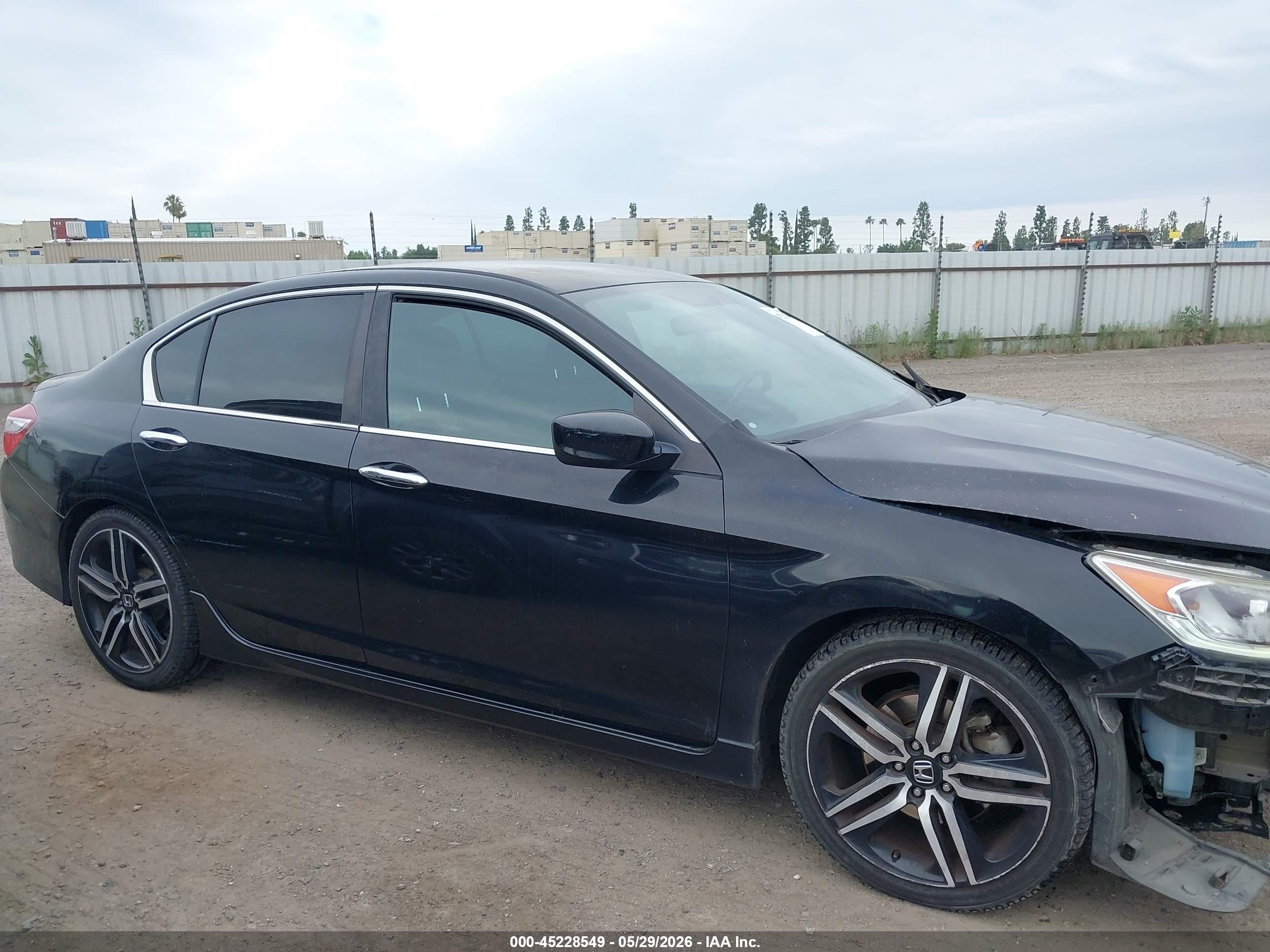 2016 Honda Accord Sport Черный vin: 1HGCR2F53GA228565