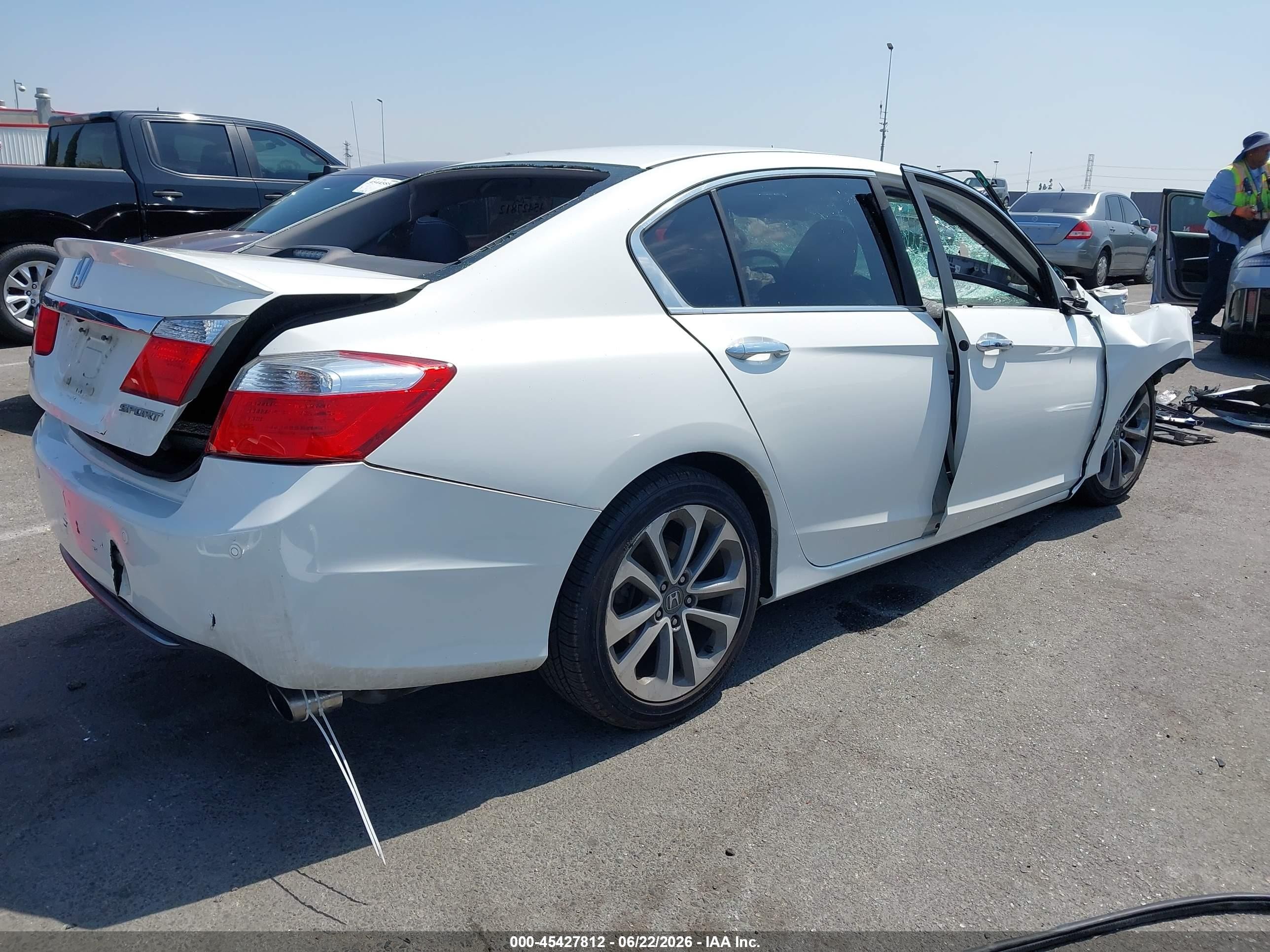 2013 Honda Accord Sport White vin: 1HGCR2F54DA210975