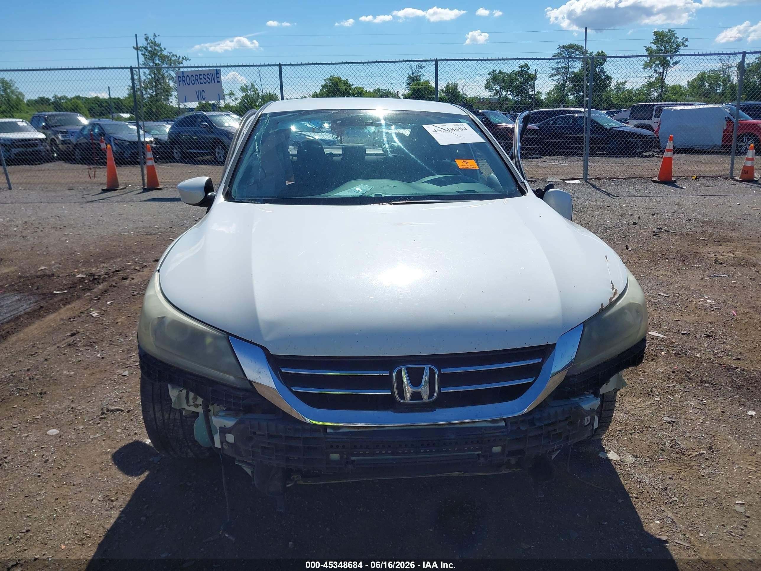 2014 Honda Accord Sport White vin: 1HGCR2F54EA006839