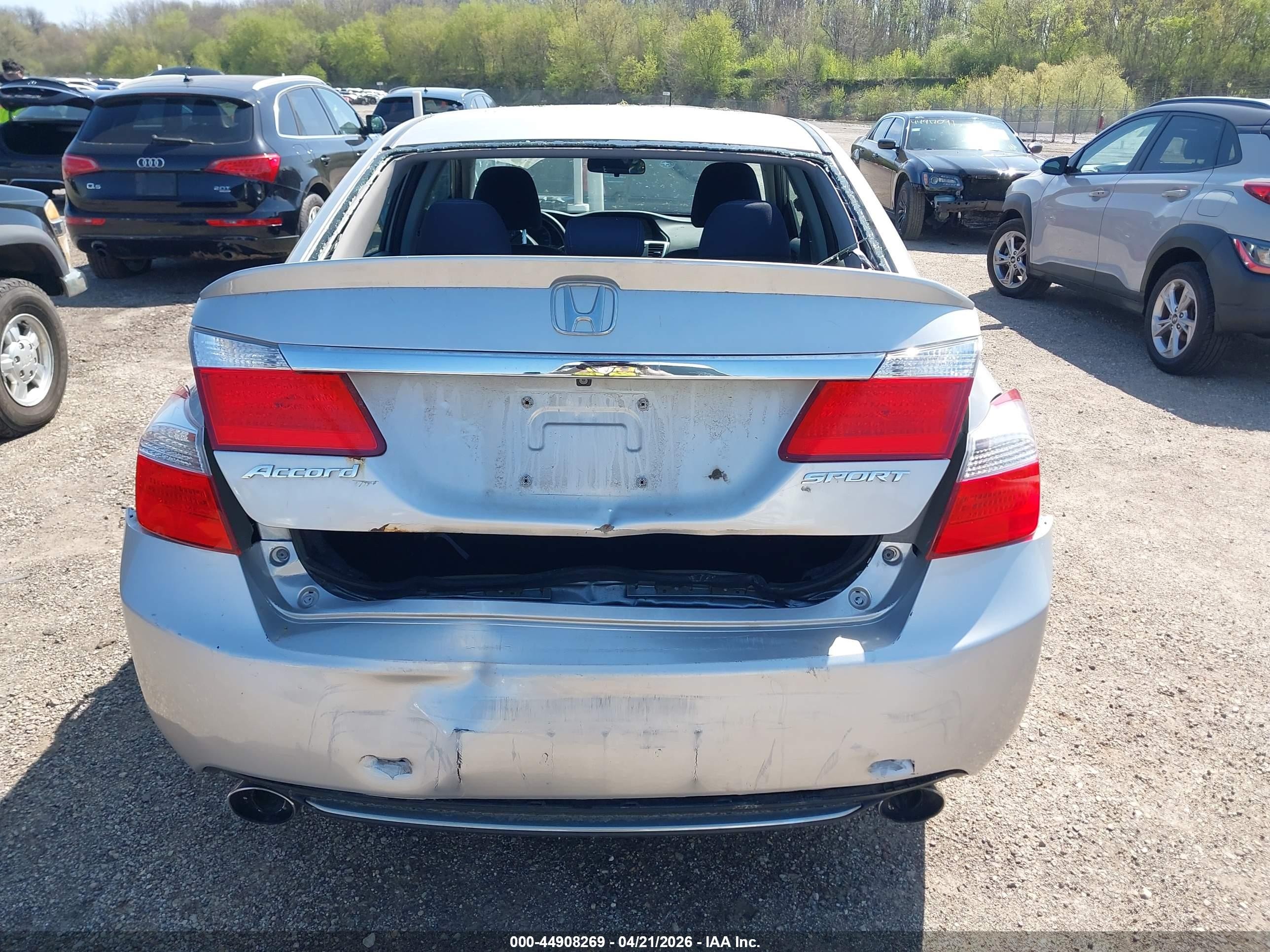 2014 Honda Accord Sport Silver vin: 1HGCR2F54EA039680