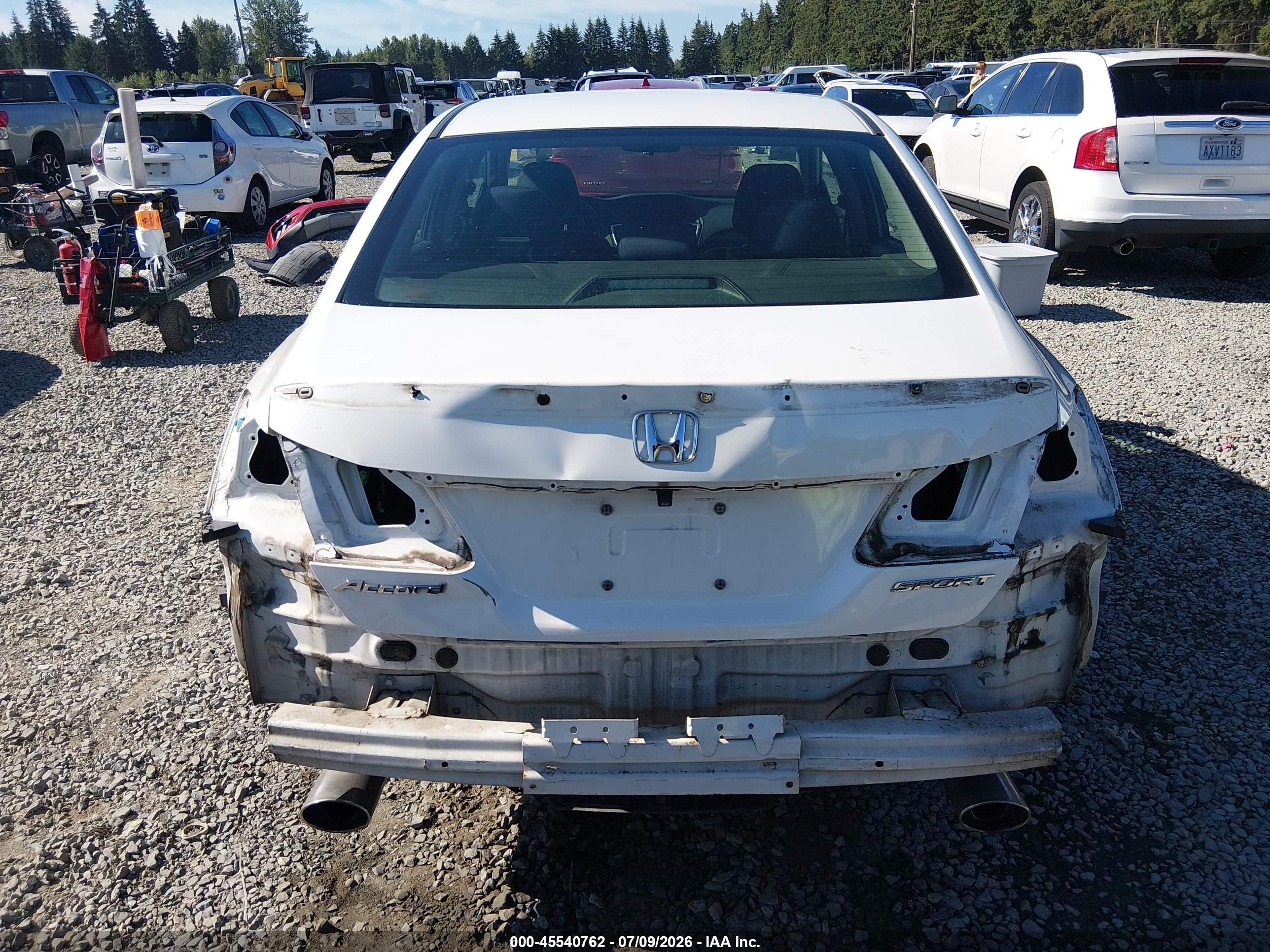 2014 Honda Accord Sport White vin: 1HGCR2F54EA068418